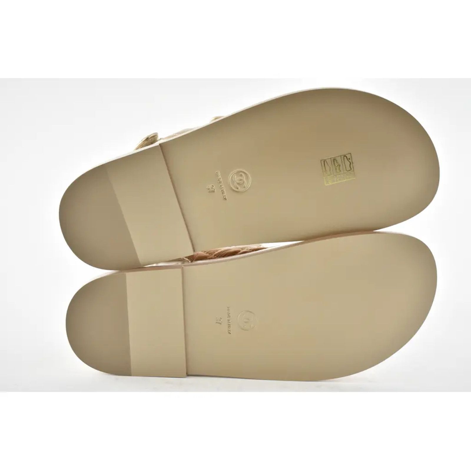 Chanel Chanel 21C Bronze Quilted Chain CC Logo Mule Slide Strap Size US 7 / IT 37 - 12 Thumbnail