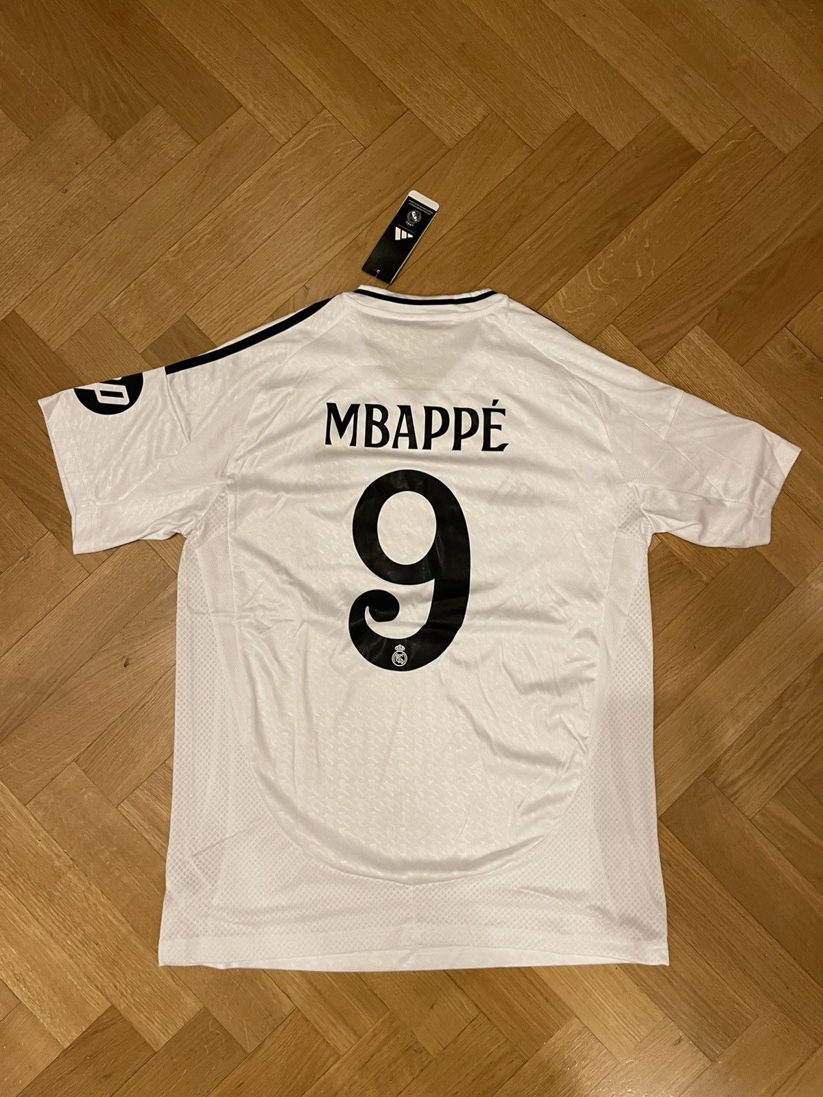 Adidas Mbappe real madrid new Size US L / EU 52-54 / 3 - 1 Thumbnail