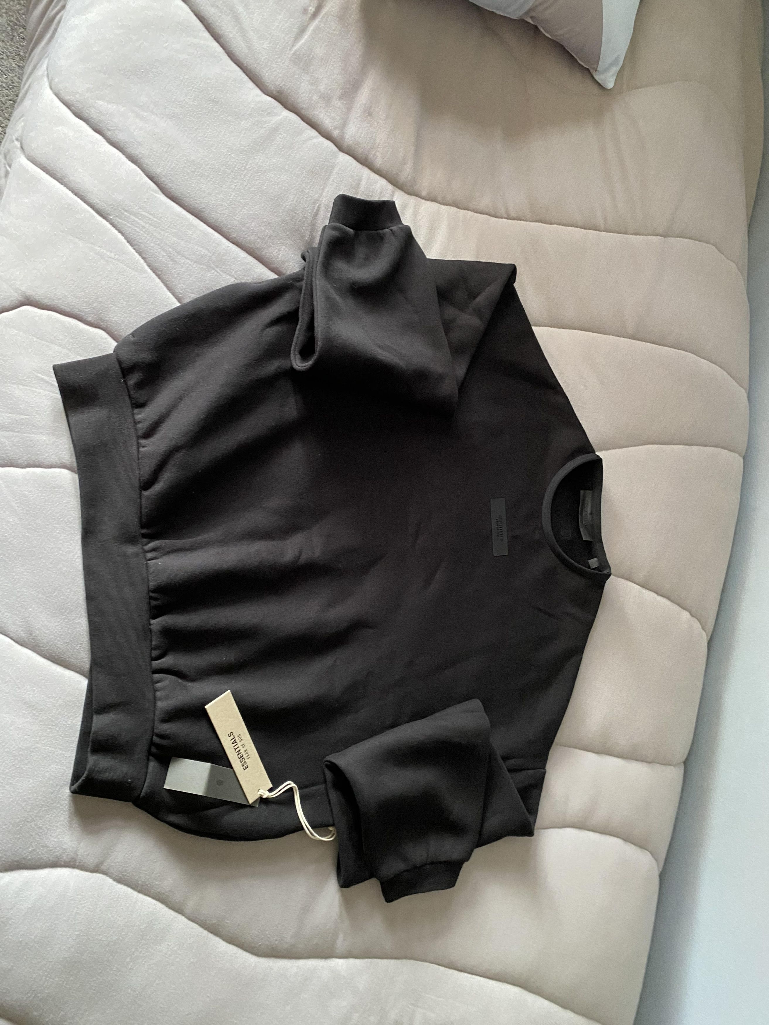 Fear of God Fear of God Essentials Crewneck Sweatshirt (SS24) Size US S / EU 44-46 / 1 - 2 Thumbnail