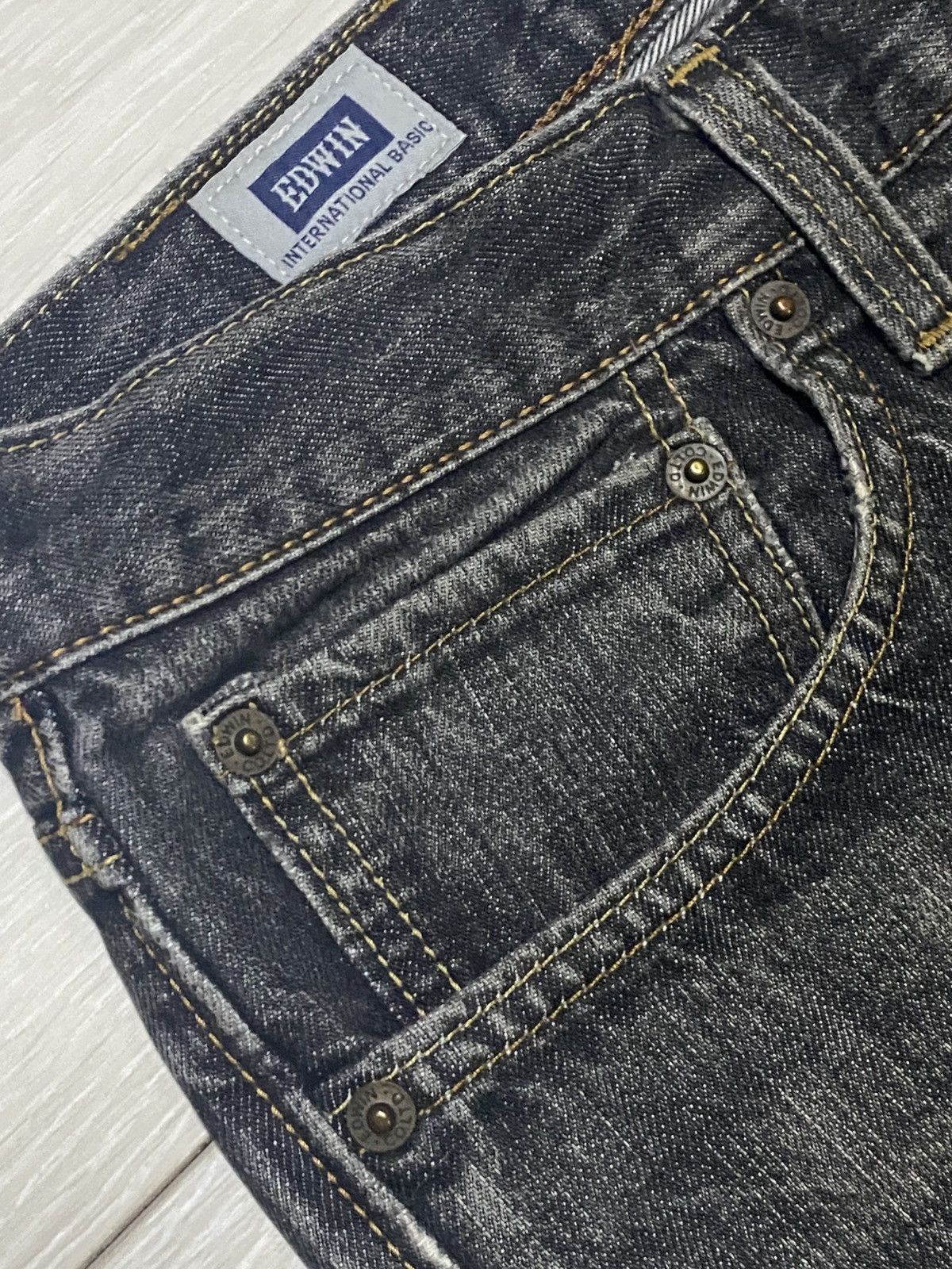 Edwin Vtg Edwin International Basic 403 Black Denim Loose Jeans Size US 34 / EU 50 - 10 Thumbnail