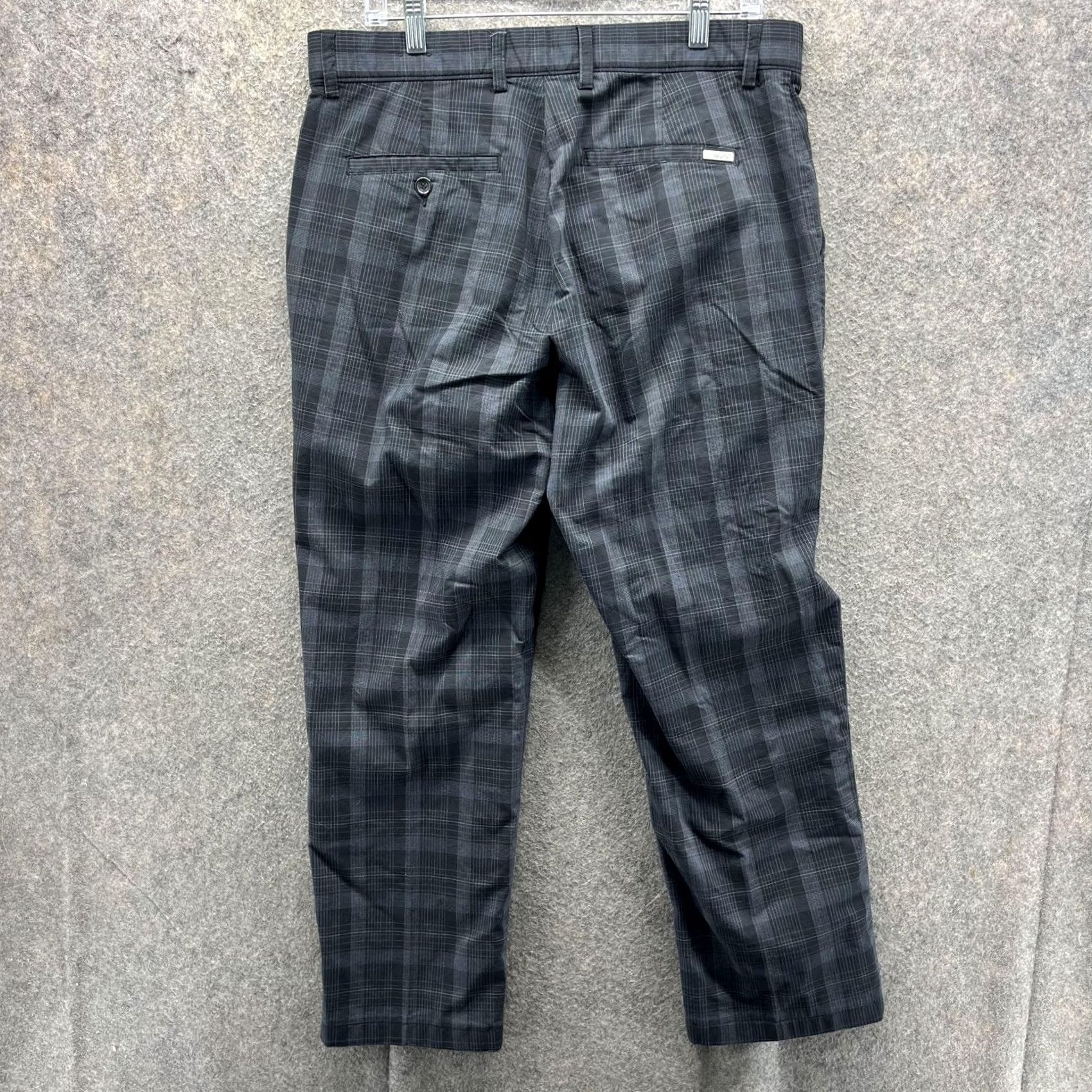 Vintage Greg Norman For Tasso Elba Pants Mens 32x30 Gray Plaid Slim Fit Stretch Golf Pants Washed Gray Black Plaid Mens Regular 32 Inseam 30in Size US 32 / EU 48 - 2 Thumbnail