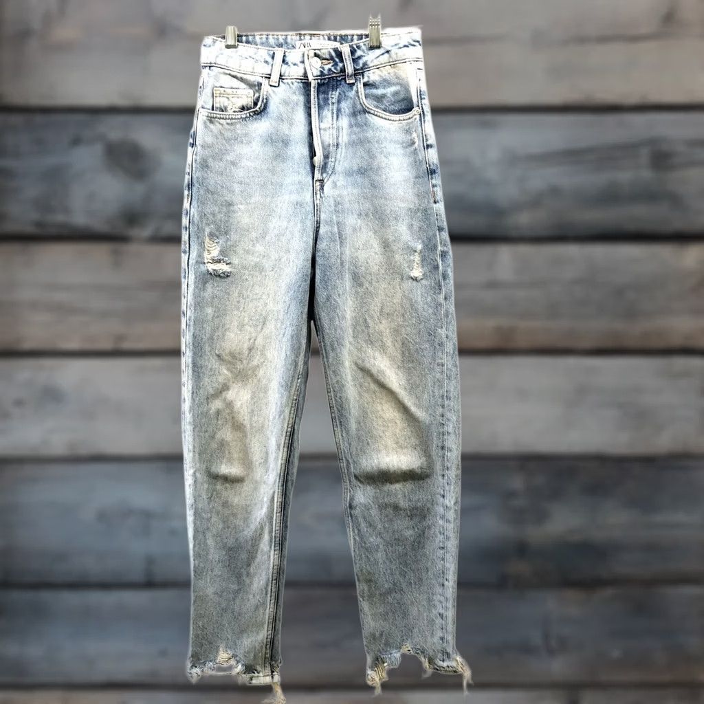 Zara Zara High Waisted Mom Jean Womens Size 2 Light Wash Blue Distressed Raw Hem Jeans Size 26" / US 2 / IT 38 - 1 Thumbnail