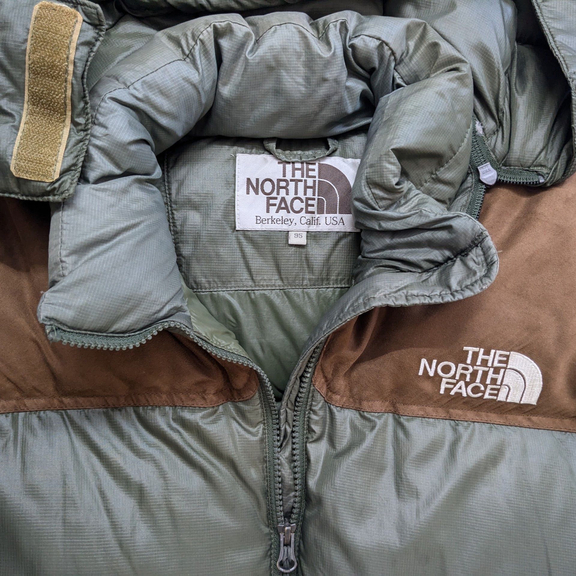 The North Face The North Face 700 1996 retro nuptse puffer green & brown Size US M / EU 48-50 / 2 - 6 Thumbnail