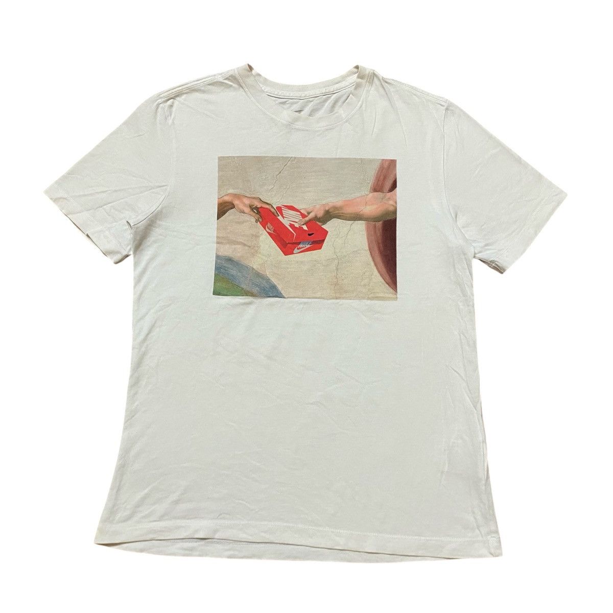Nike The Nike Graphic Tee Size US L / EU 52-54 / 3 - 1 Thumbnail