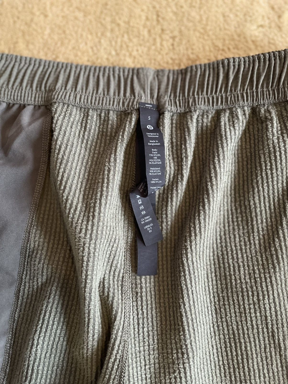 Lululemon Lululemon Fleece Hiking Pant Size US 30 / EU 46 - 4 Thumbnail