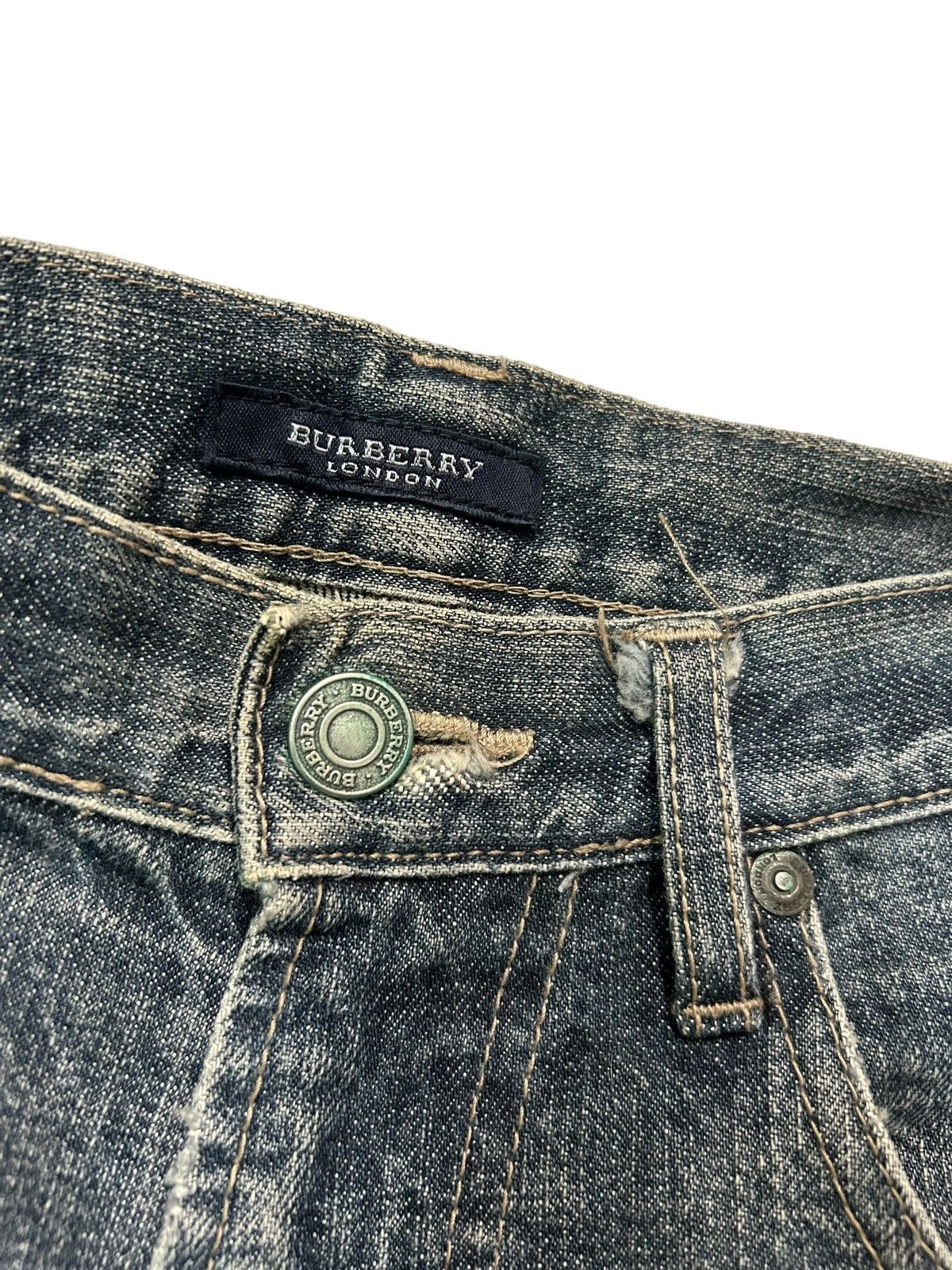 Burberry Vtg BURBERRY LONDON Distressed Denim ☠️ Size US 29 - 5 Thumbnail