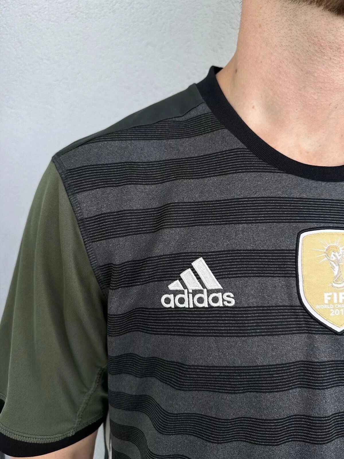 Adidas GERMANY NATIONAL 2015 2016 AWAY JERSEY SHIRT SOCCER FOOTBALL Size US L / EU 52-54 / 3 - 5 Thumbnail