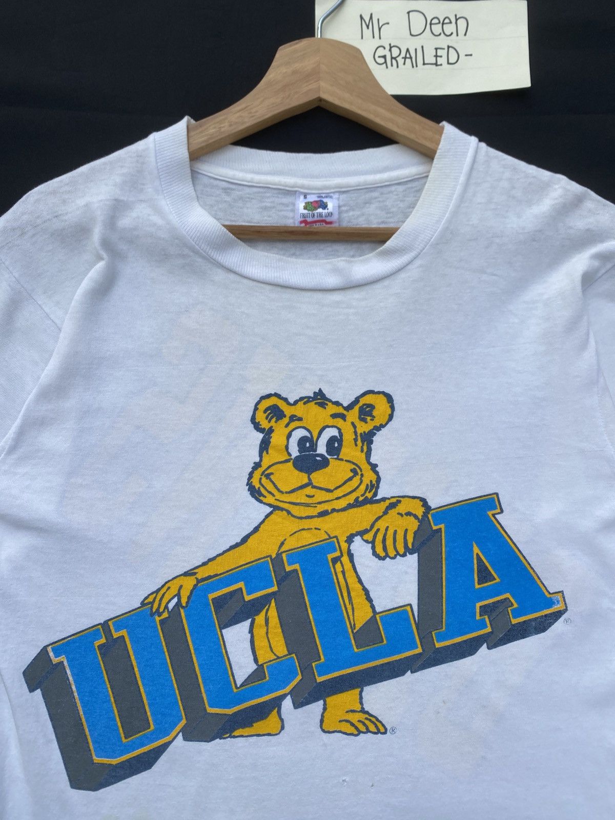 Vintage Rare Vintage 90s UCLA Bruins Spellout Tshirt Size US S / EU 44-46 / 1 - 7 Thumbnail