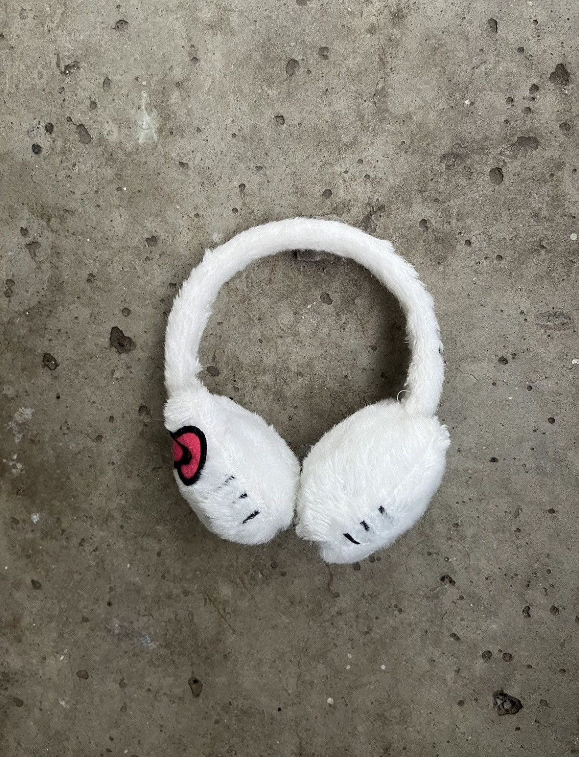 Other Hello Kitty Ear Muffs Size ONE SIZE - 3 Thumbnail