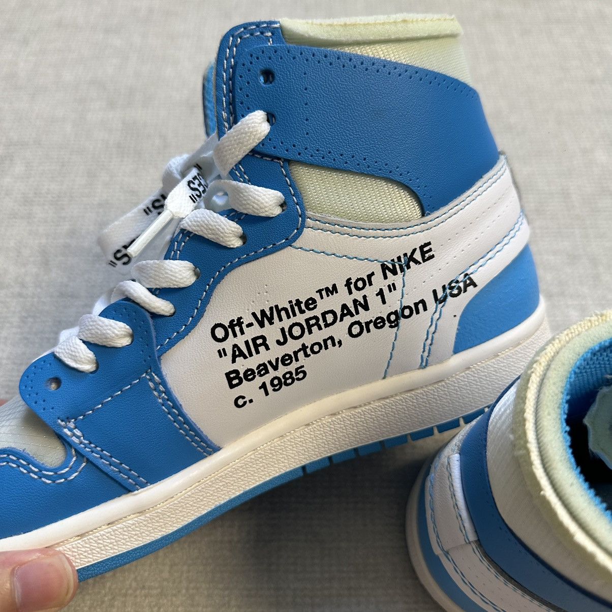 Jordan Brand × Off-White × Virgil Abloh Jordan 1 Retro High Off-White University Blue Size US 7 / IT 37 - 6 Thumbnail
