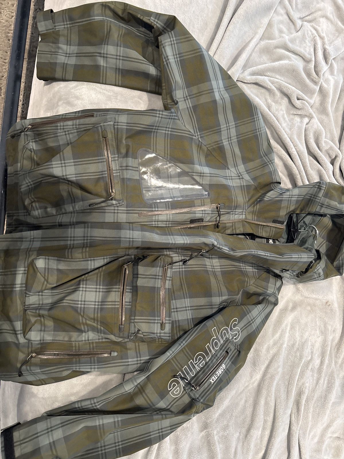 Supreme Supreme Gore•Tex Size US L / EU 52-54 / 3 - 5 Thumbnail