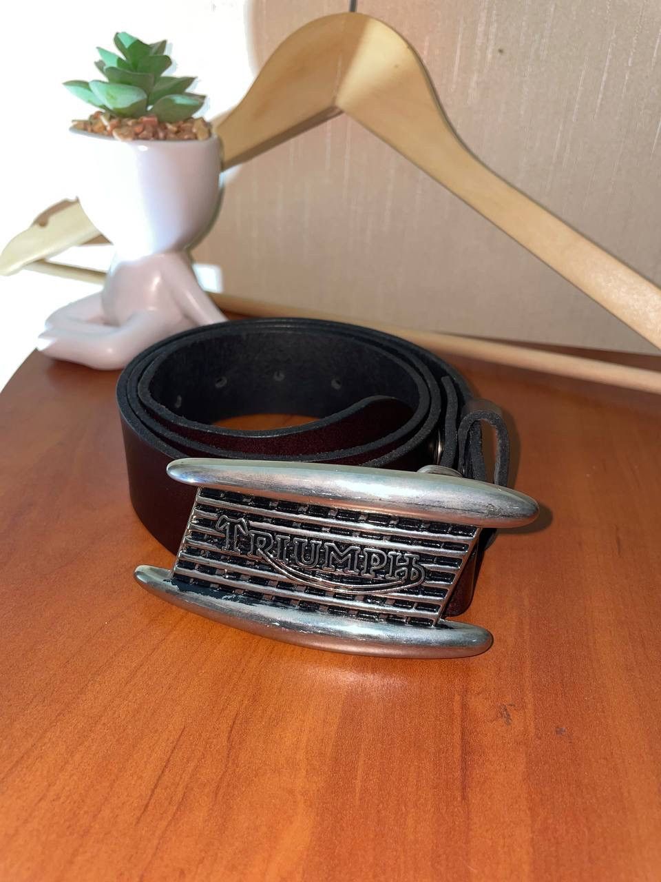 Leather × Vintage Triumph Vintage Leather Belt Size ONE SIZE - 2 Thumbnail