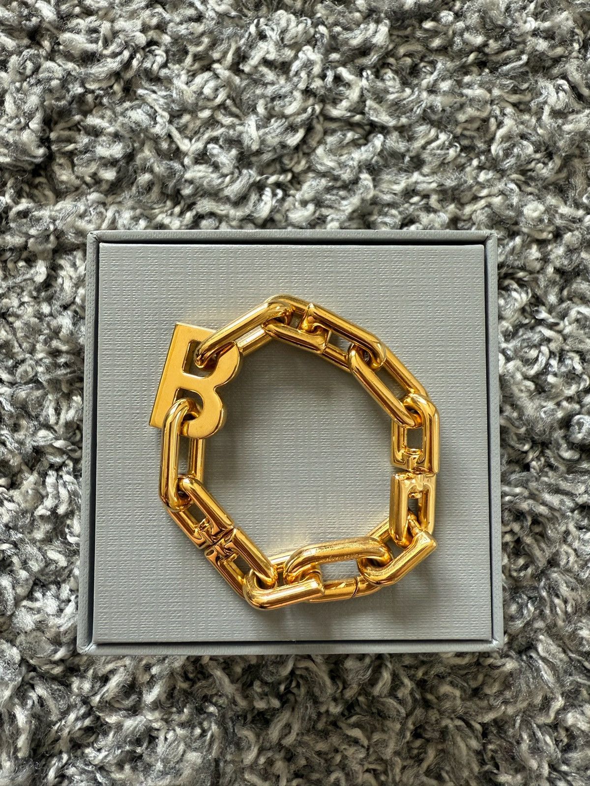 Balenciaga Balenciaga Golden Logo Bracelet Size ONE SIZE - 1 Thumbnail