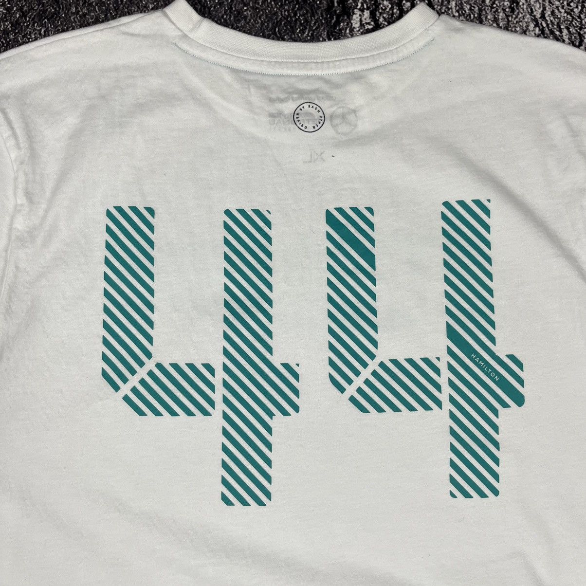Mercedes-Benz Vintage Mercedes-Benz AMG Petronas F1 Hamilton T-Shirt Size US XL / EU 56 / 4 - 4 Thumbnail