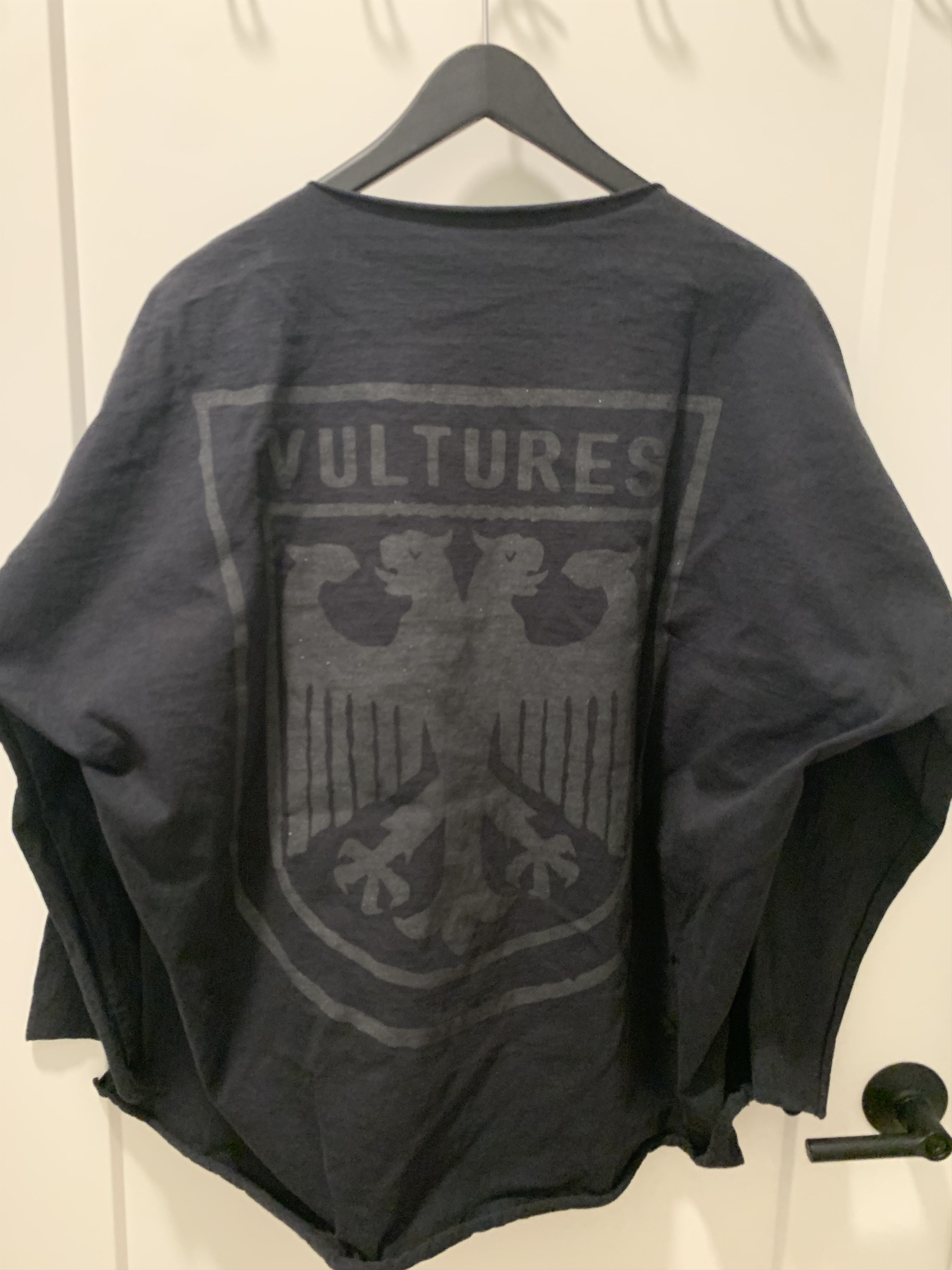 Gosha Rubchinskiy Yeezy vultures long sleeve size 2 Size US M / EU 48-50 / 2 - 2 Thumbnail