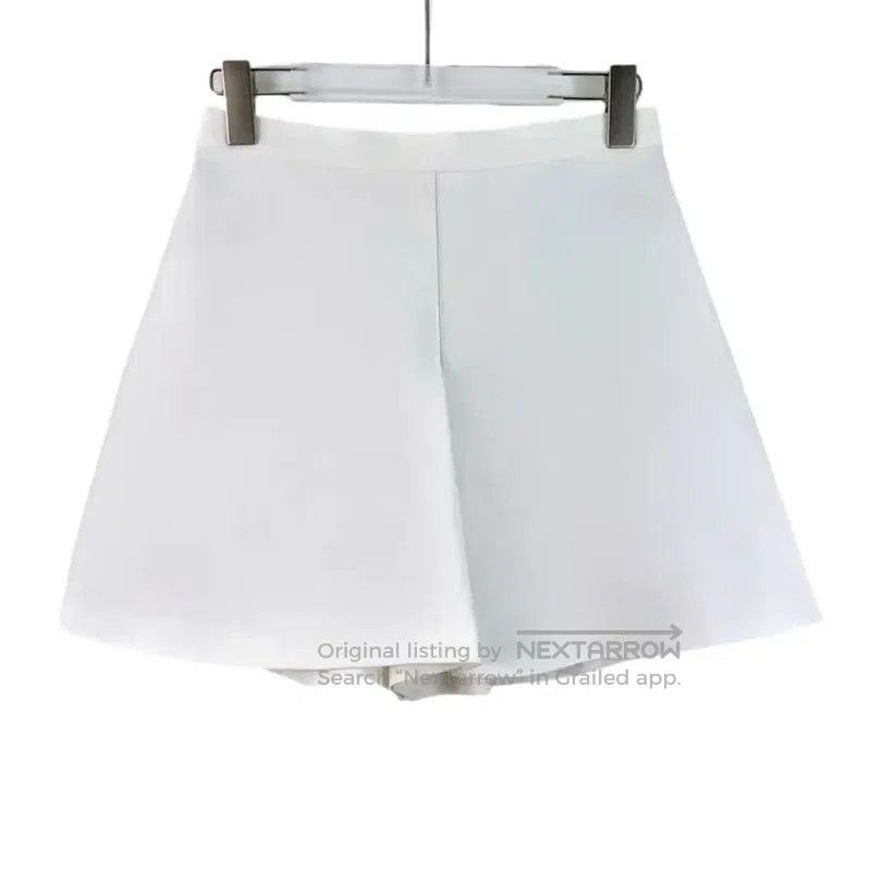 Dior White Cotton Women's Shorts .