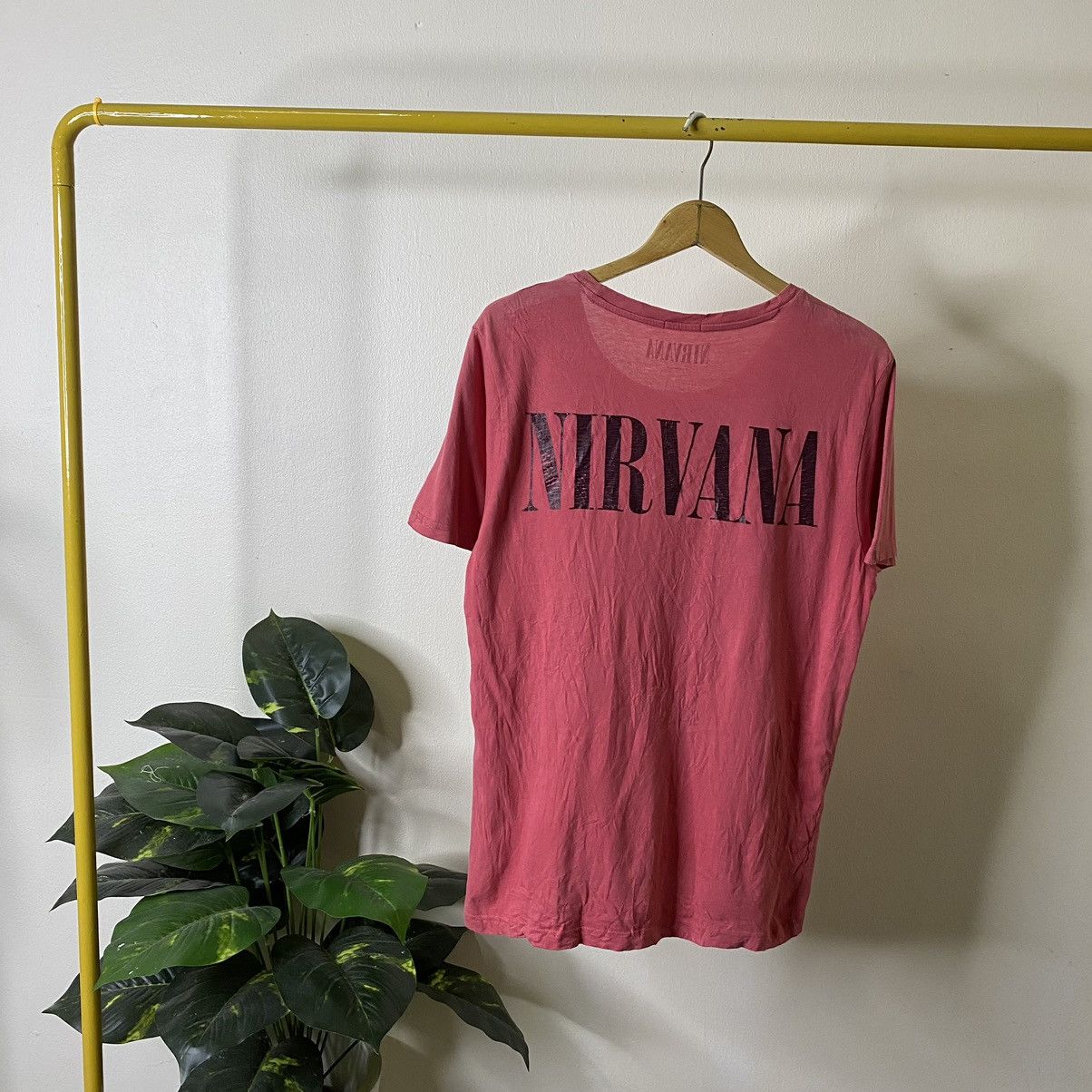 Nirvana GU x Nirvana Kurt Cobain Collaboration Tee Size US M / EU 48-50 / 2 - 5 Thumbnail