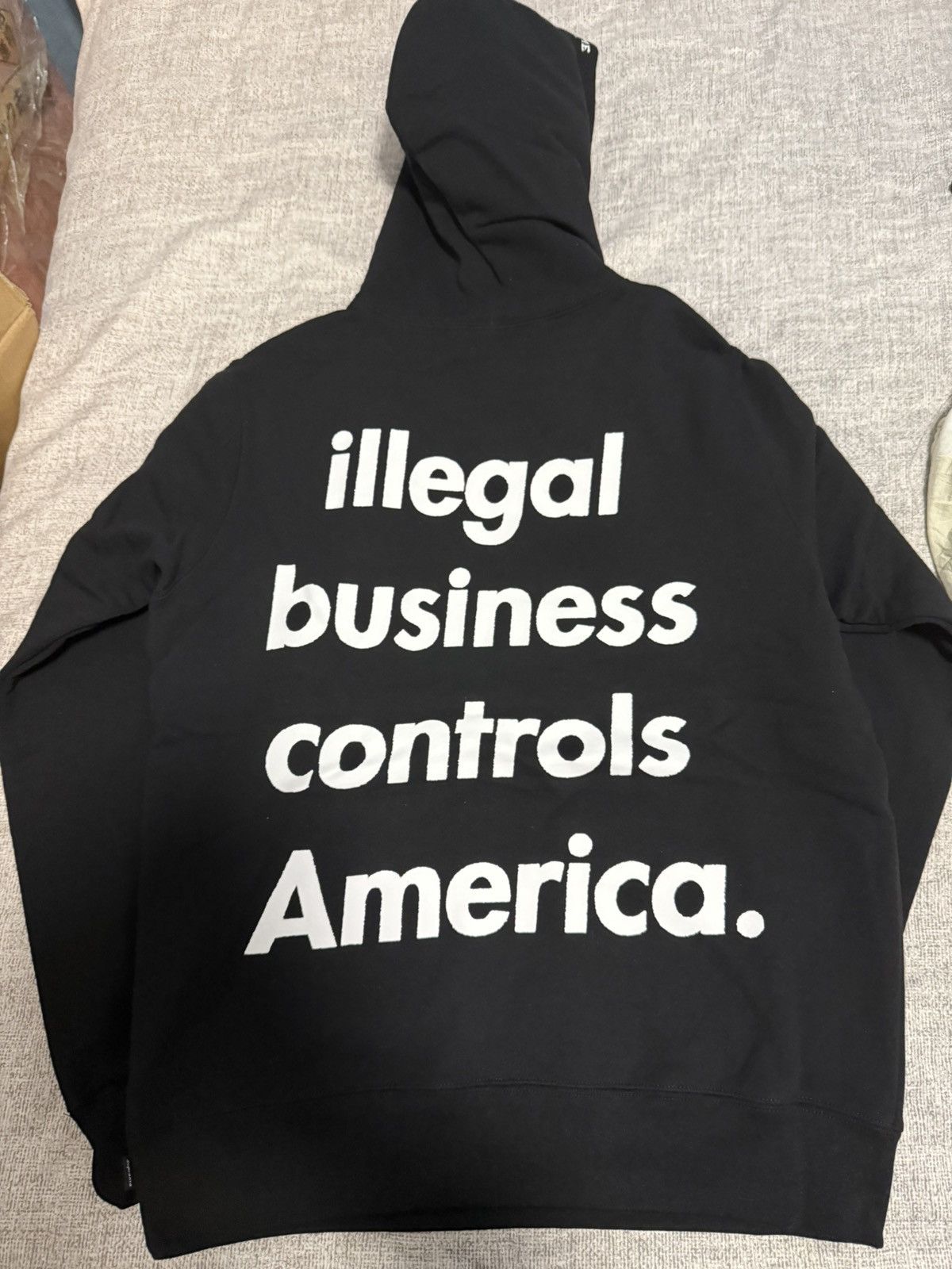 Supreme Supreme illegal business hoodie hood Size US M / EU 48-50 / 2 - 1 Thumbnail