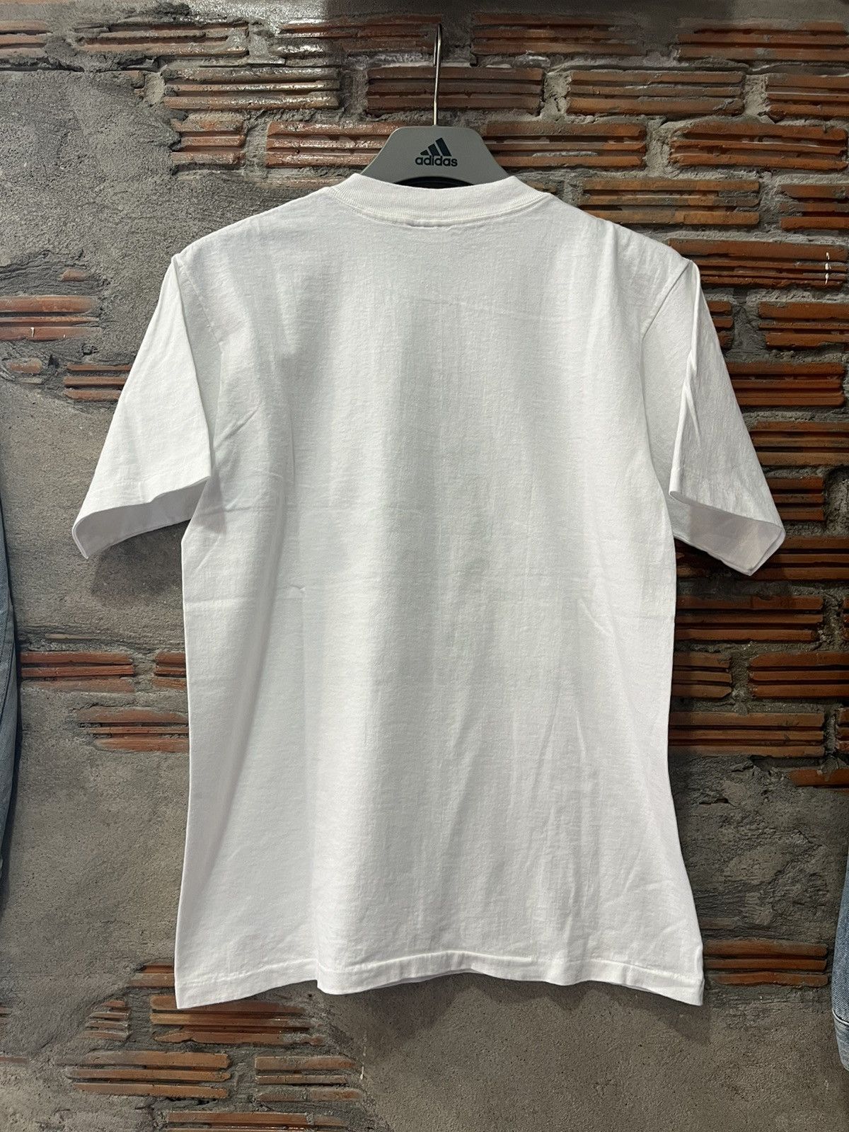 Arts & Science Vintage Burke&Herbert The Best Little Old Bank 90’s Tshirt Size US L / EU 52-54 / 3 - 7 Thumbnail