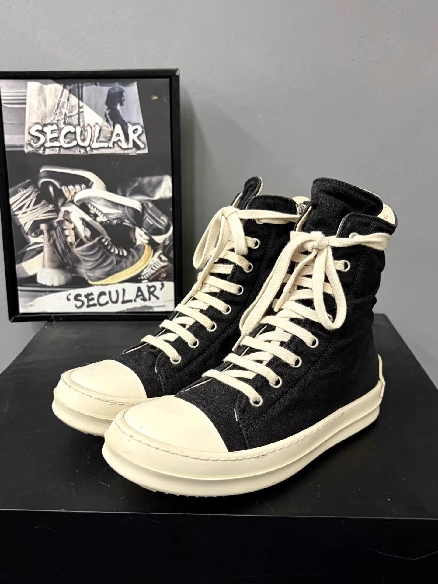 Rick Owens RickOwens High-top Canvas Jumbo Sneakers K34 Size US 5 / IT 35 - 1 Thumbnail