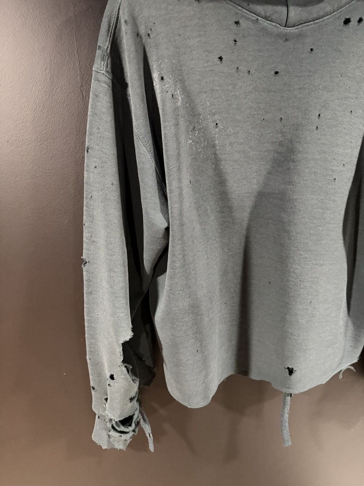 Vintage 1990s Vintage Faded Grunge Punk Thrashed Cropped Hoodie L Size US L / EU 52-54 / 3 - 12 Thumbnail