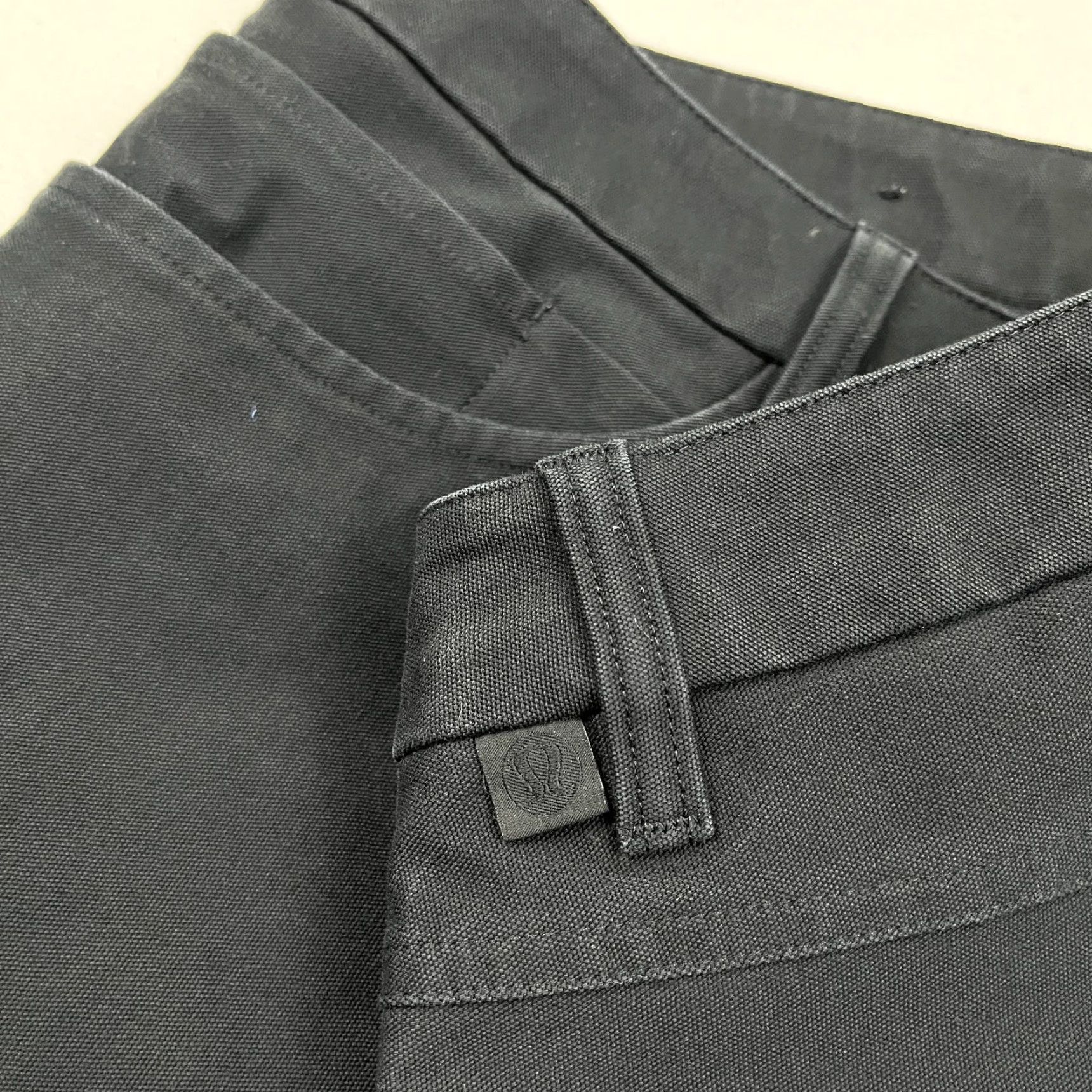 Lululemon Lululemon ABC Pants Mens 34 x 32 Black Bonded Twill Utilitech Performance Chino Straight 5-Pocket Breathable Easy Care M5AQJS Size US 34 / EU 50 - 2 Thumbnail