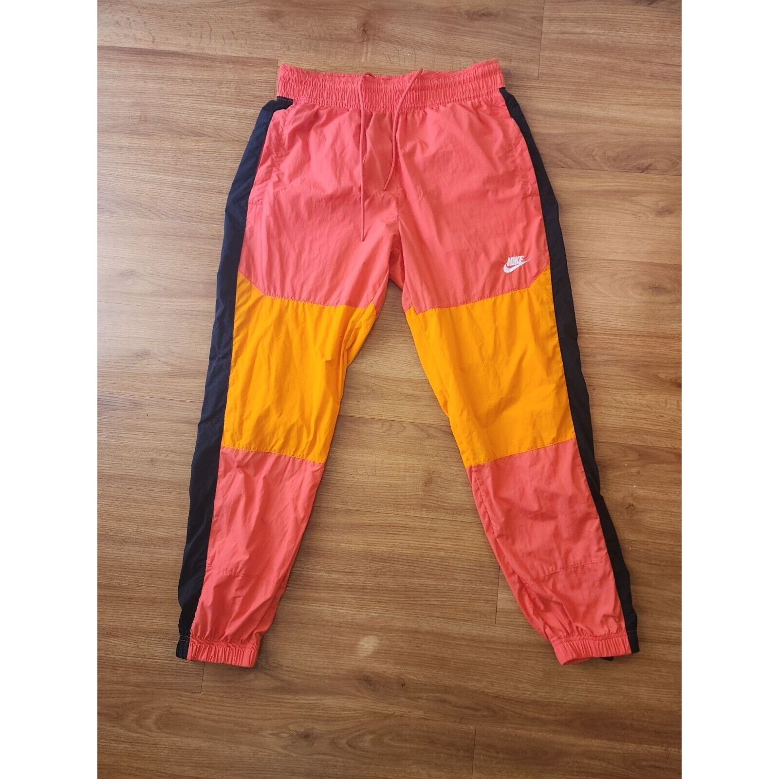 Nike Nike NSW Sportswear Woven Pants Bright Ceramic Coral 1997 Size US 30 / EU 46 - 1 Thumbnail