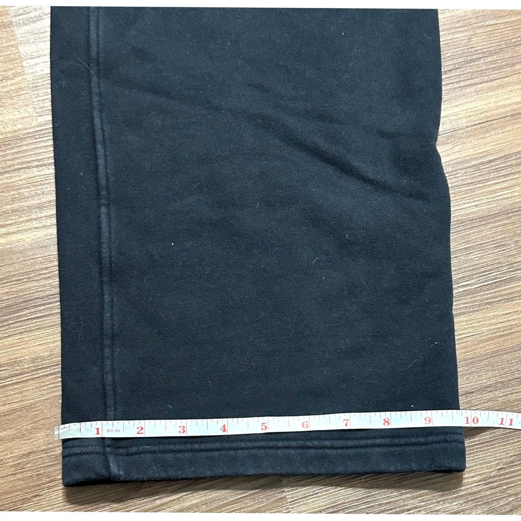 Lululemon Lululemon Scuba Loungeful Sweats Pants Black Women 10 Fleece Pockets Drawstring Wide-Leg Relaxed Inseam 30" Size 30" / US 8 / IT 44 - 5 Thumbnail