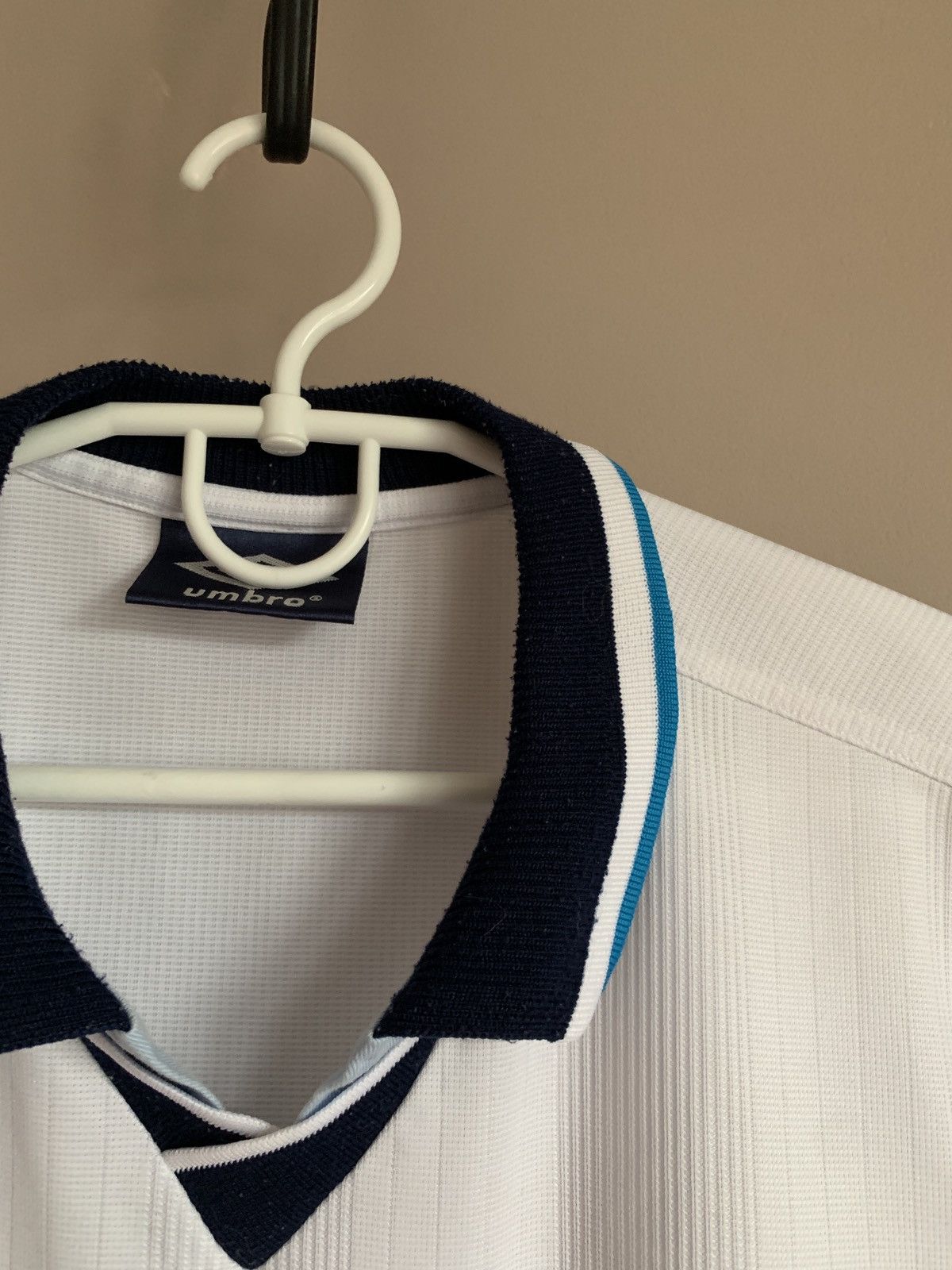 Umbro England 1995 Football Shirt Umbro Vintage Soccer Jersey Sz M Size US M / EU 48-50 / 2 - 6 Thumbnail