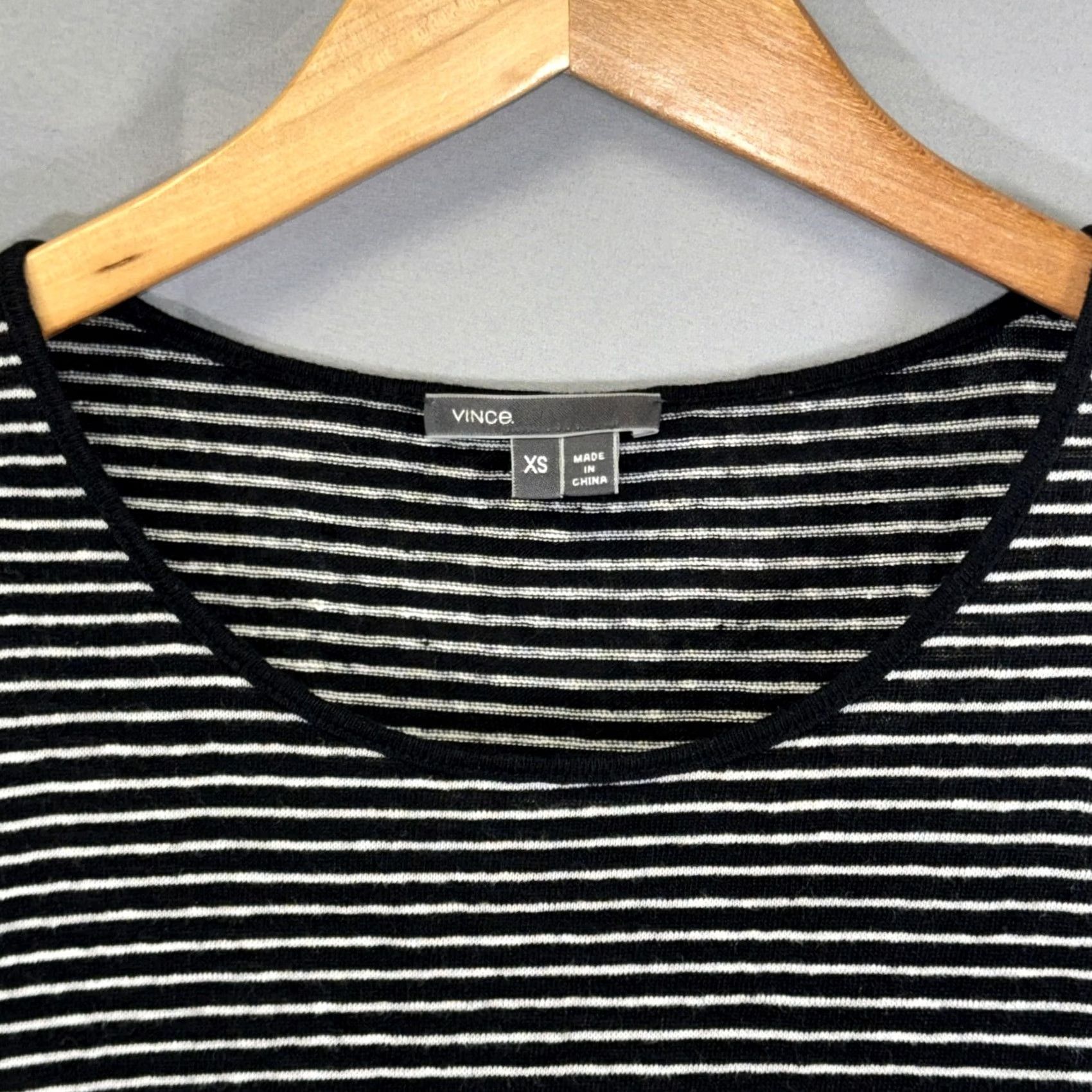 Vince Vince Shirt Womens XS Black White Striped Scoop Neck Cap Sleeve Lightweight T-Shirt Size XS / US 0-2 / IT 36-38 - 4 Thumbnail