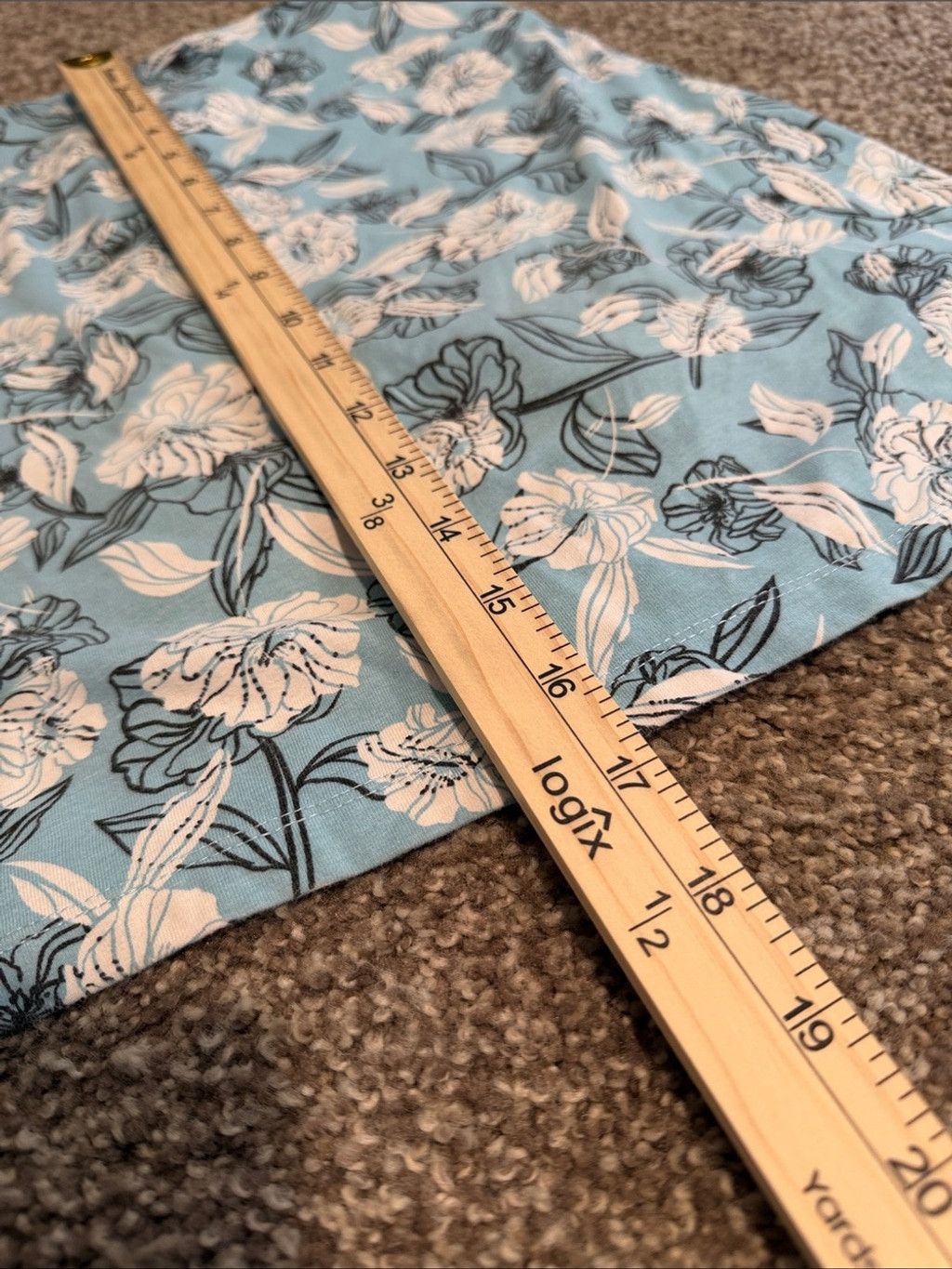 Other Blue Flora Skort by Teezher. Size Small. Preowned. Great Con Size 28" / US 6 / IT 42 - 9 Thumbnail