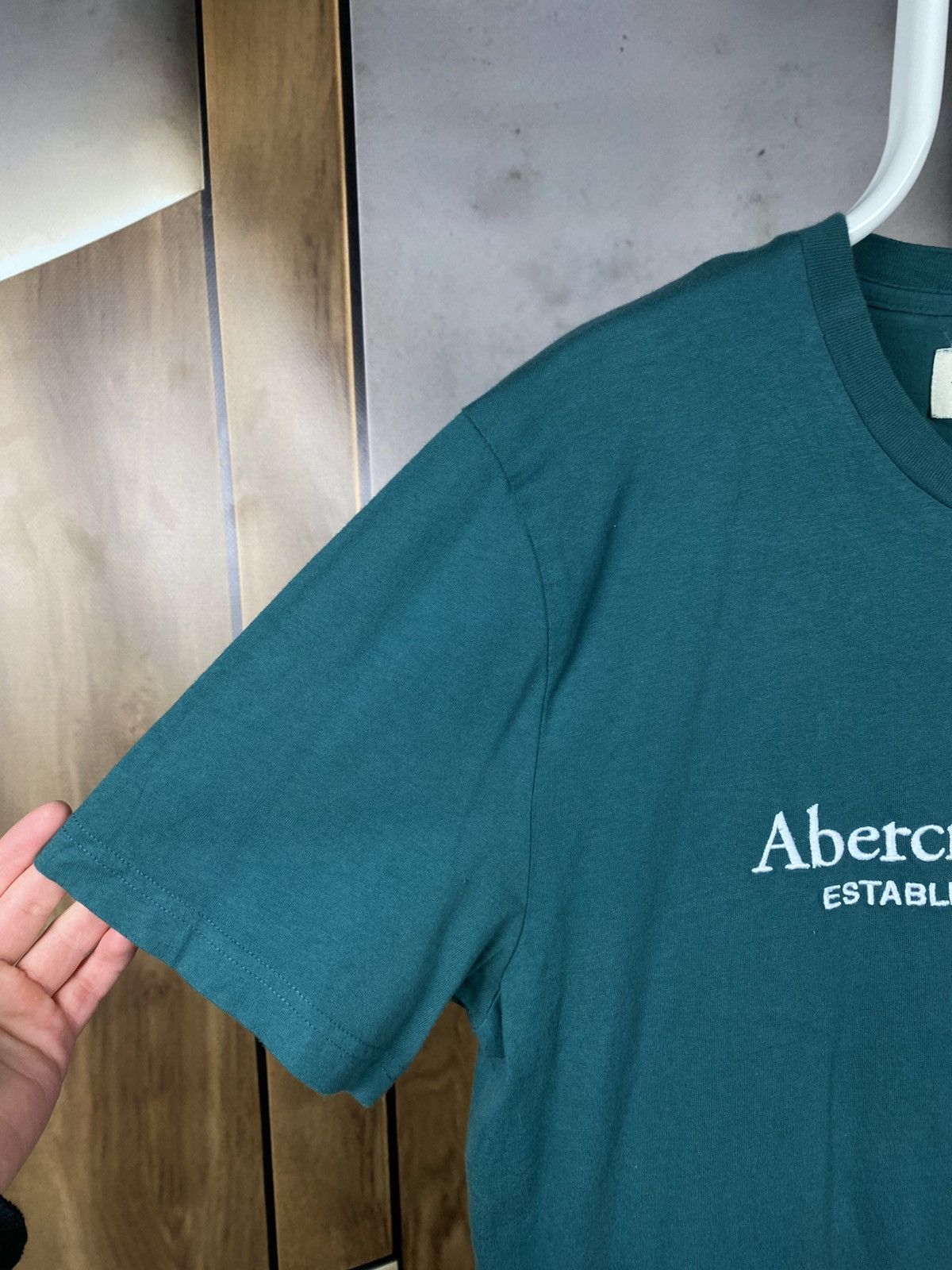 Abercrombie & Fitch 🫎T-Shirt Abercrombie & Fitch Logo Tee🫎 Size US M / EU 48-50 / 2 - 3 Thumbnail