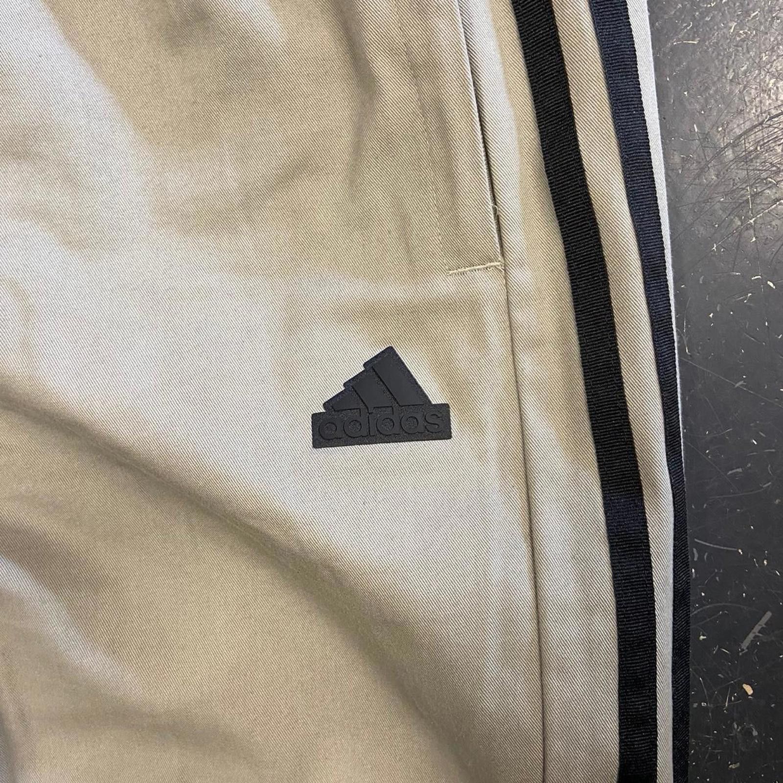 Adidas Tan / Olive Adidas Track Pants Size US 34 / EU 50 - 3 Thumbnail
