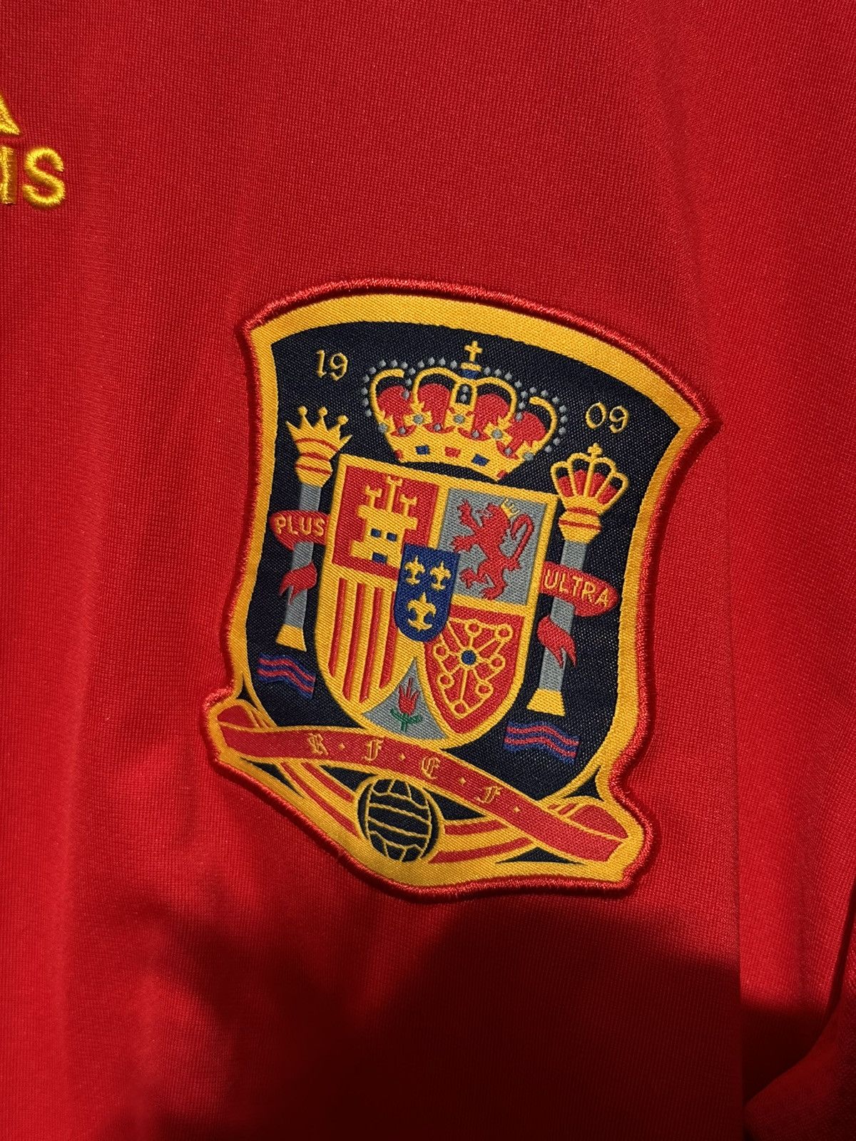 Adidas × Vintage 2009 Adidas Spain Vintage soccer jersey Furia Roja red Size US M / EU 48-50 / 2 - 6 Thumbnail