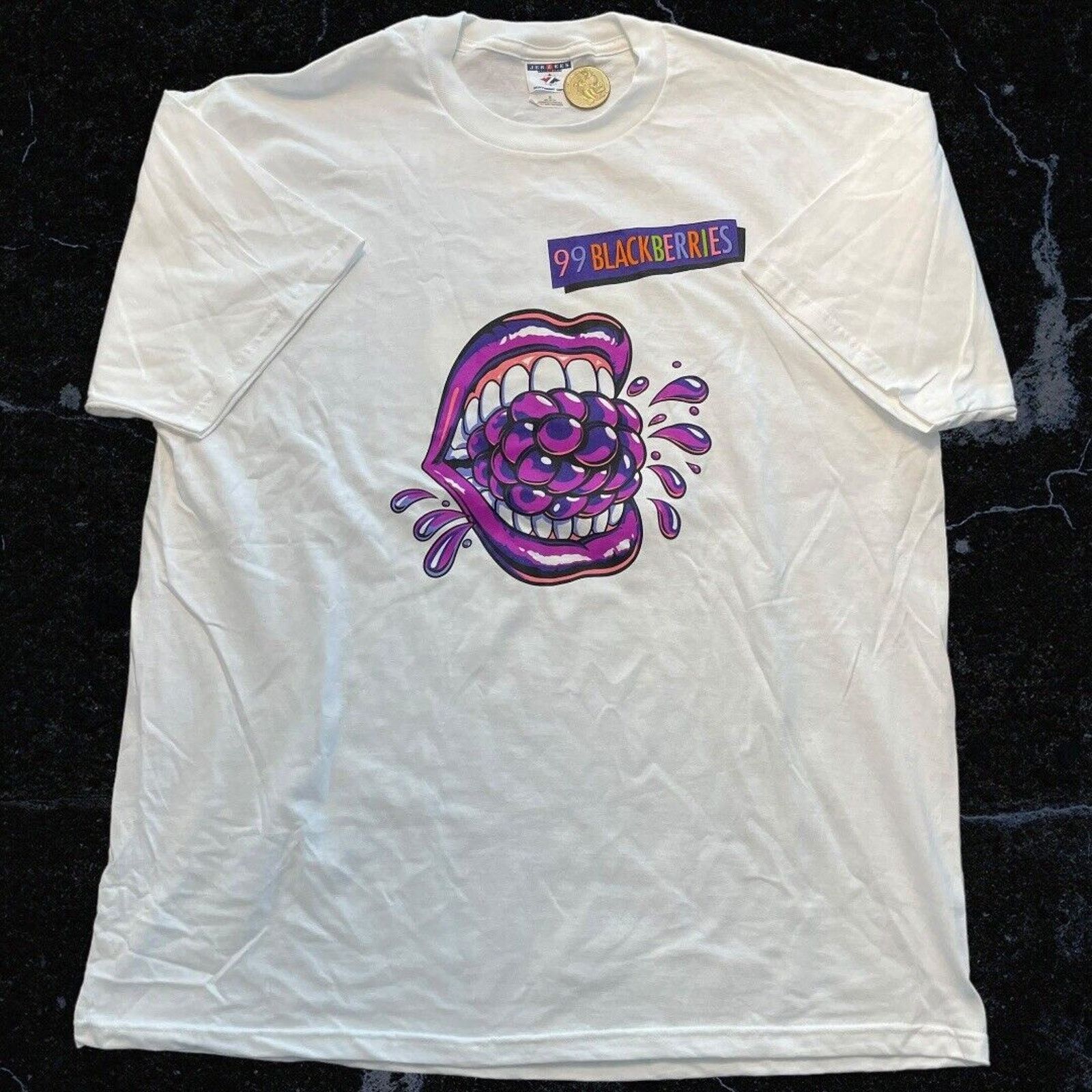 Jerzees NWOT Vtg 99 Bananas 99 Blackberries Liqueur Drink T Shirt XL Size US XL / EU 56 / 4 - 1 Thumbnail