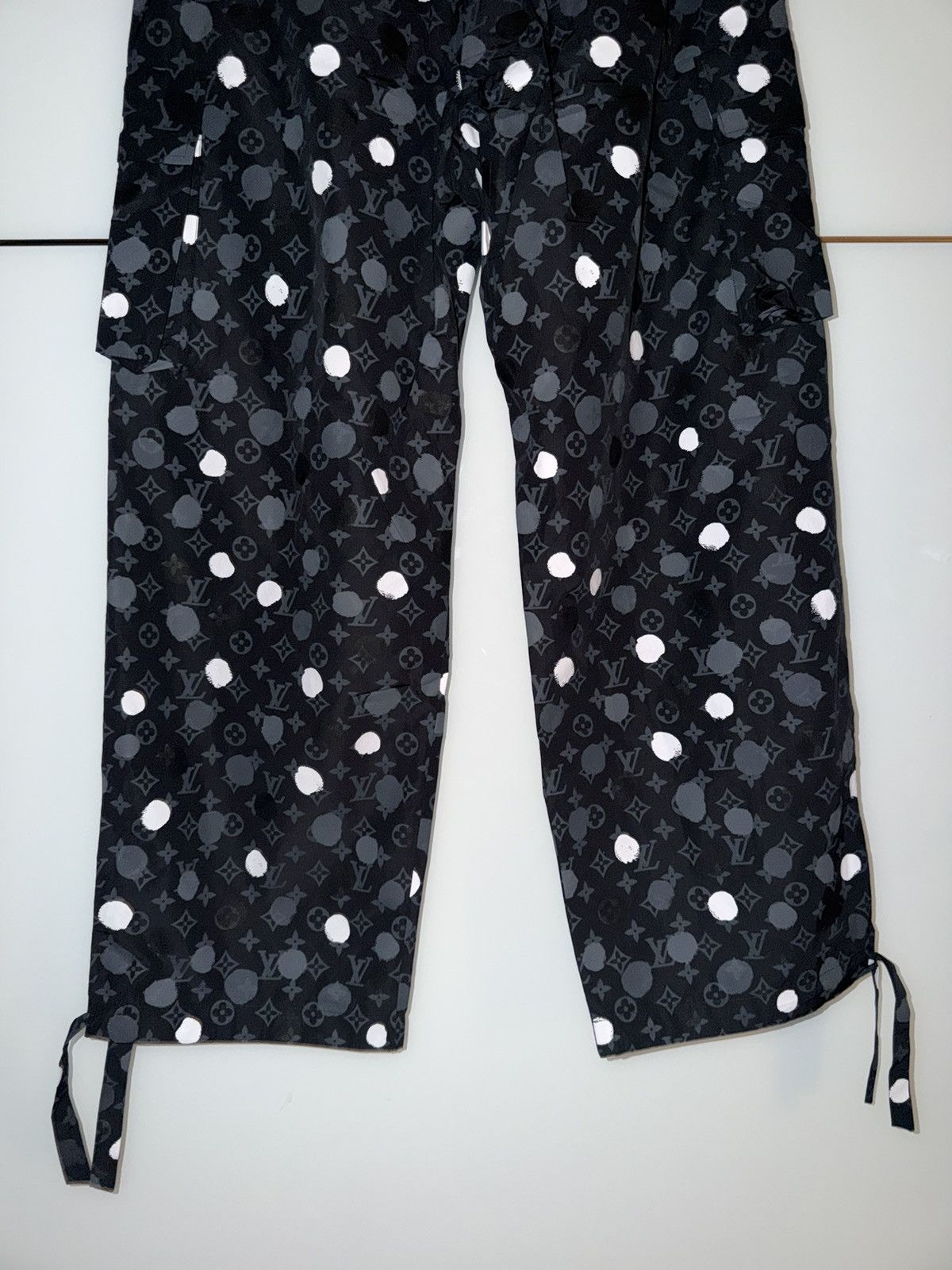 Louis Vuitton × Yayoi Kusama Louis Vuitton x Yoyoi Kusama Cargo Pants Size US 40 / EU 56 - 9 Thumbnail