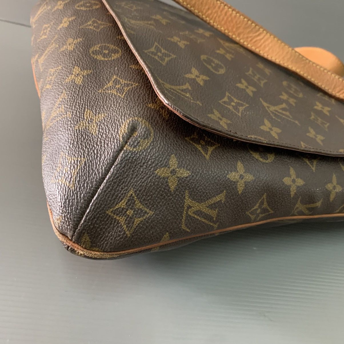 Louis Vuitton Louis Vuitton Monogram Mussete GM Slingbag Size ONE SIZE - 8 Thumbnail