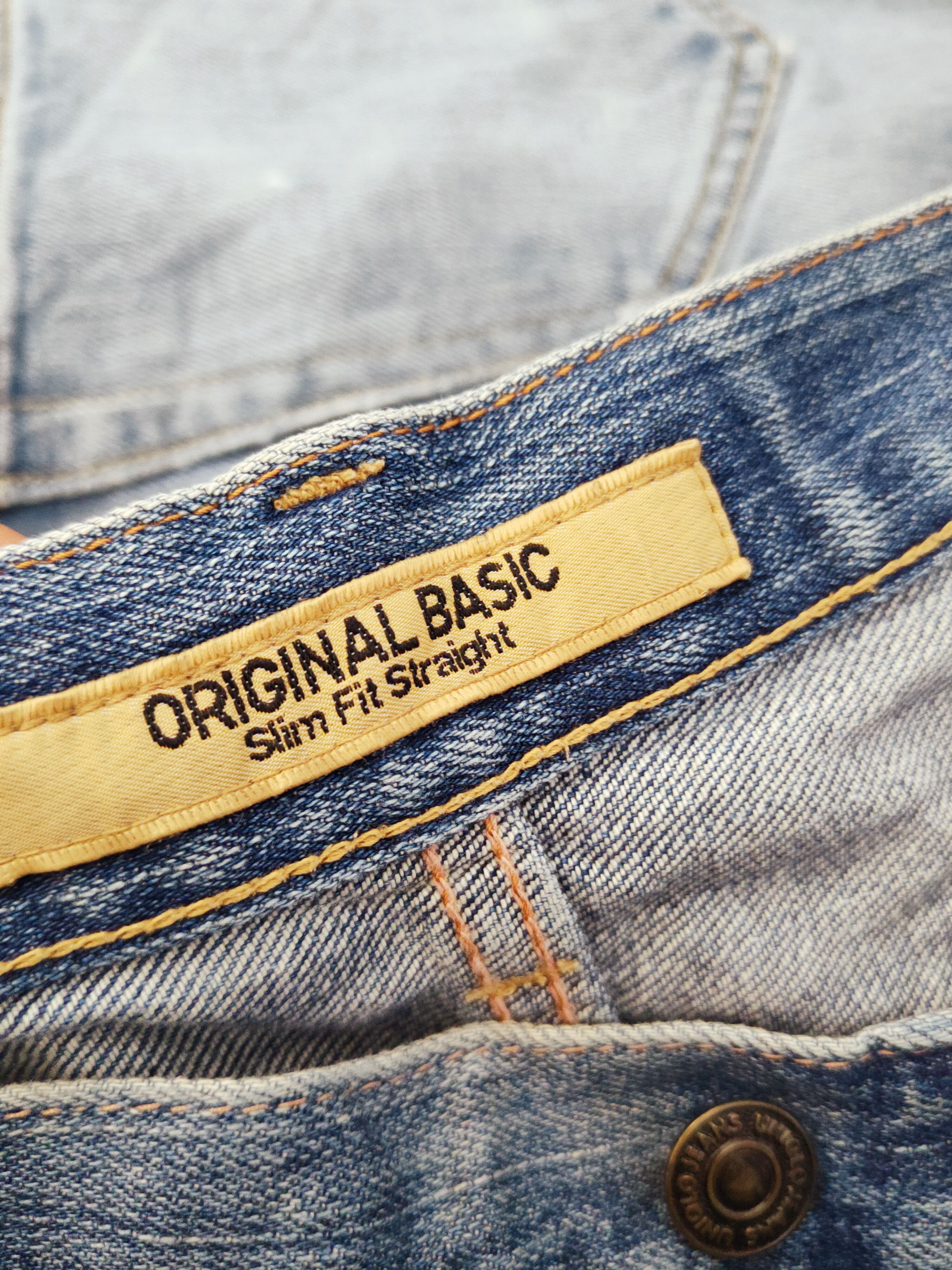 Uniqlo × Vintage Uniqlo Blue Faded Distressed Ripped Jeans Size US 36 / EU 52 - 17 Thumbnail