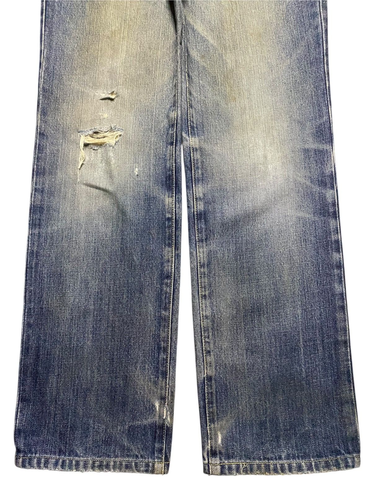 Japanese Brand Vintage Uniqlo S002 Mud Wash Distressed Loose Jean Size US 31 - 5 Thumbnail