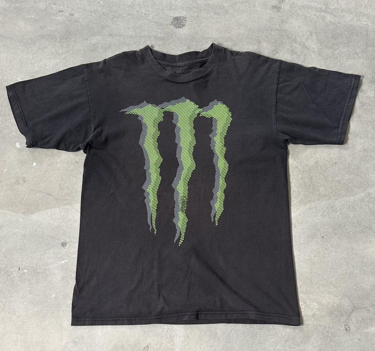 MONSTER ENERGY SUNFADED BIG LOGO TEE