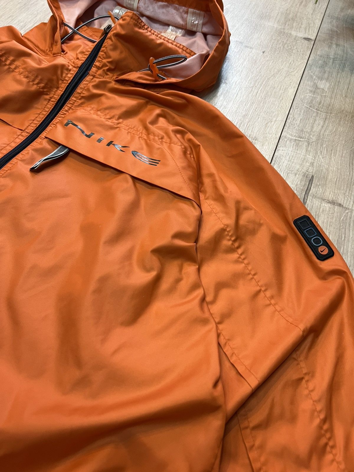 Nike × Vintage 00s Vintage Nike Swoosh Logo Light Jacket Rare Size US S / EU 44-46 / 1 - 7 Thumbnail