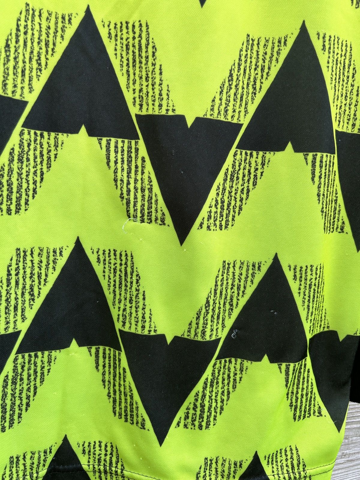 Umbro 90s Vintage 1990/91 Umbro Rare Template GK Jersey Size US L / EU 52-54 / 3 - 11 Thumbnail