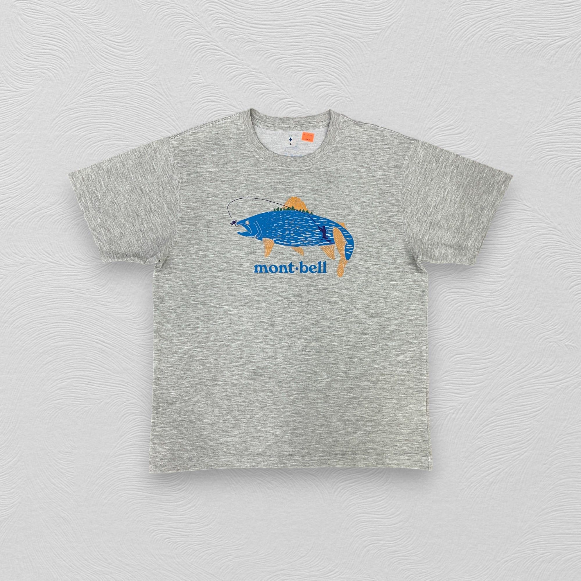 Japanese Brand Vintage Mont Bell Fish TShirt - K067 Size US M / EU 48-50 / 2 - 1 Thumbnail