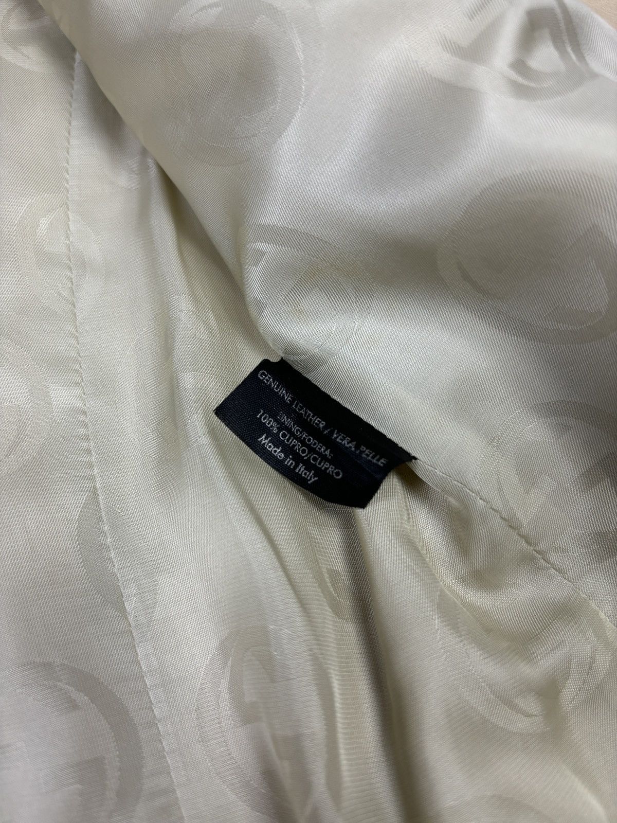 Gucci Gucci 2000s Cream Leather Coat Size S / US 4 / IT 40 - 13 Thumbnail