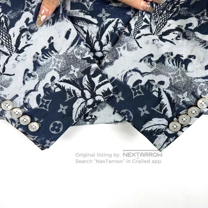 Louis Vuitton Louis Vuitton Show Beach Graffiti Print Double-Breasted Bl Size US M / EU 48-50 / 2 - 5 Thumbnail