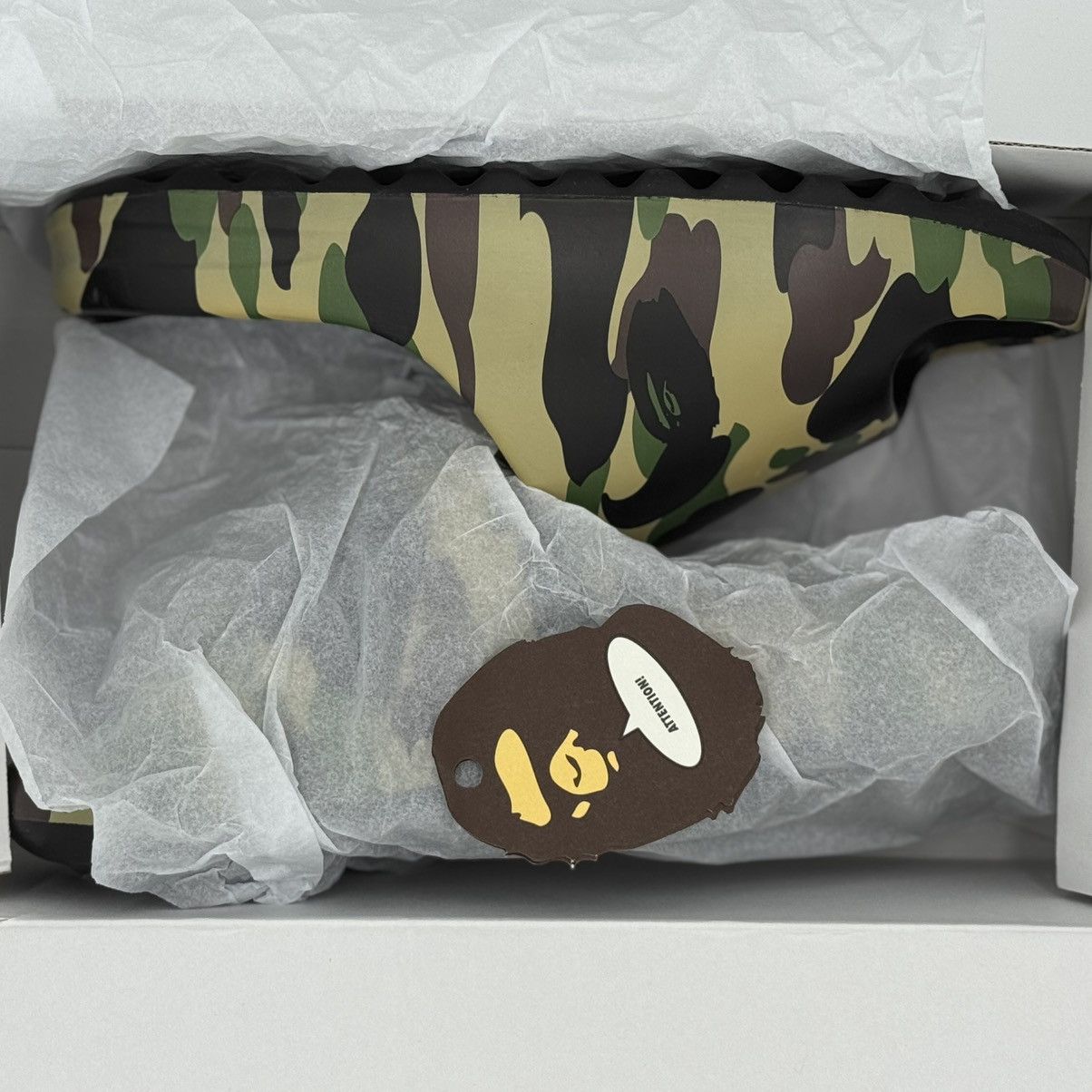 Bape Bape 1st camo slides ‘yellow’ Size US 9 / EU 42 - 1 Thumbnail