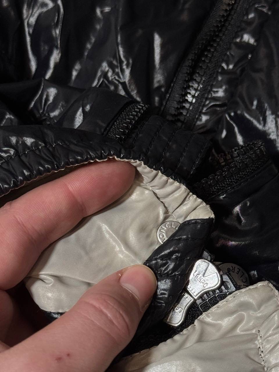 Moncler MONCLER Shiny Black Nylon JACKET Size 2 Size XS / US 0-2 / IT 36-38 - 6 Thumbnail