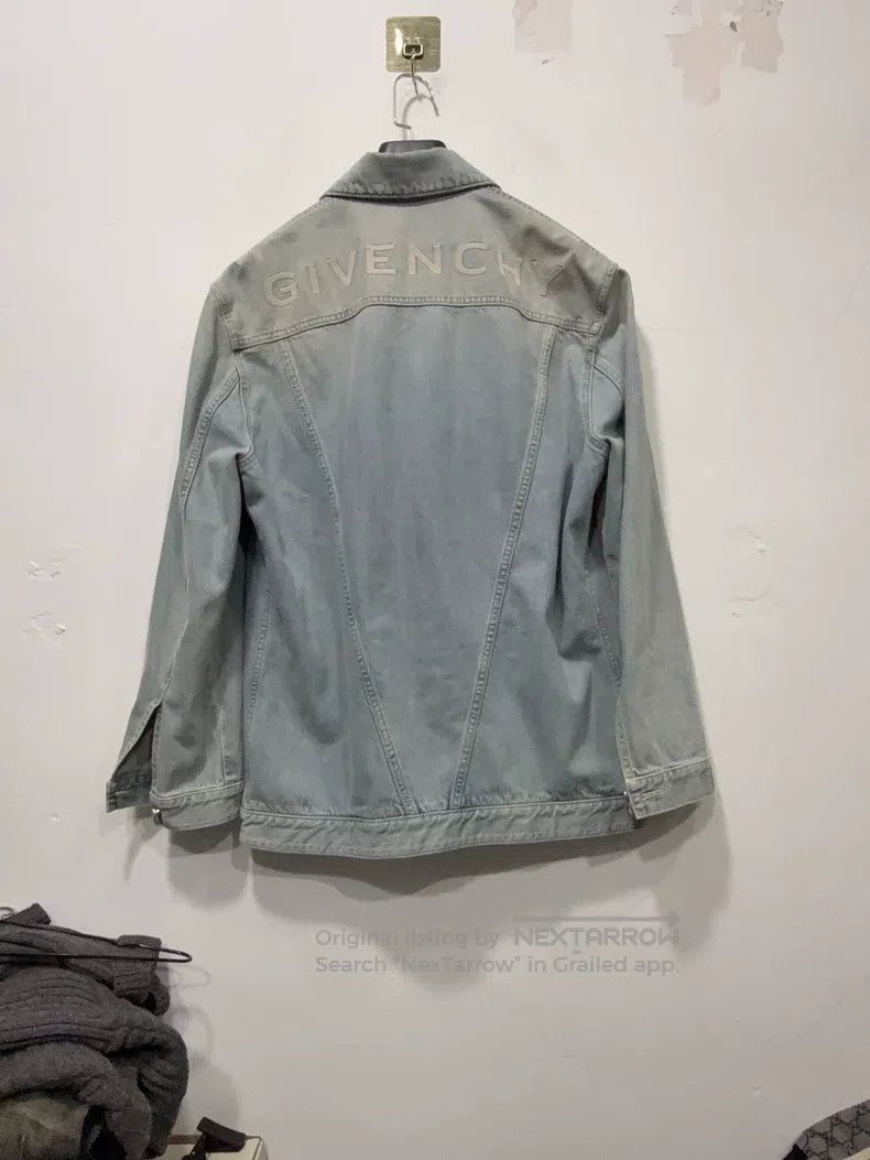 Givenchy Givenchy Light Blue Denim Jacket Size XS / US 0-2 / IT 36-38 - 2 Thumbnail