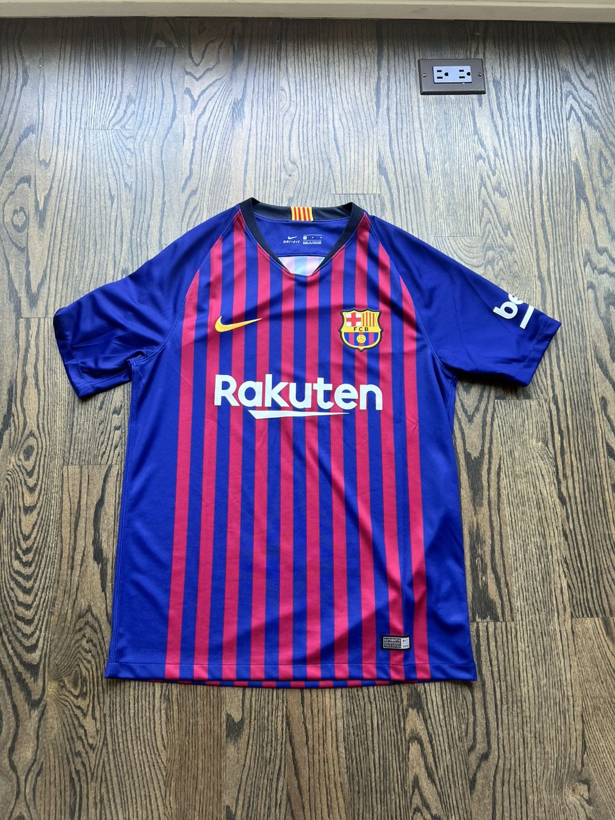 Nike Nike FC Barcelona Jersey 17/18 Size US M / EU 48-50 / 2 - 1 Thumbnail