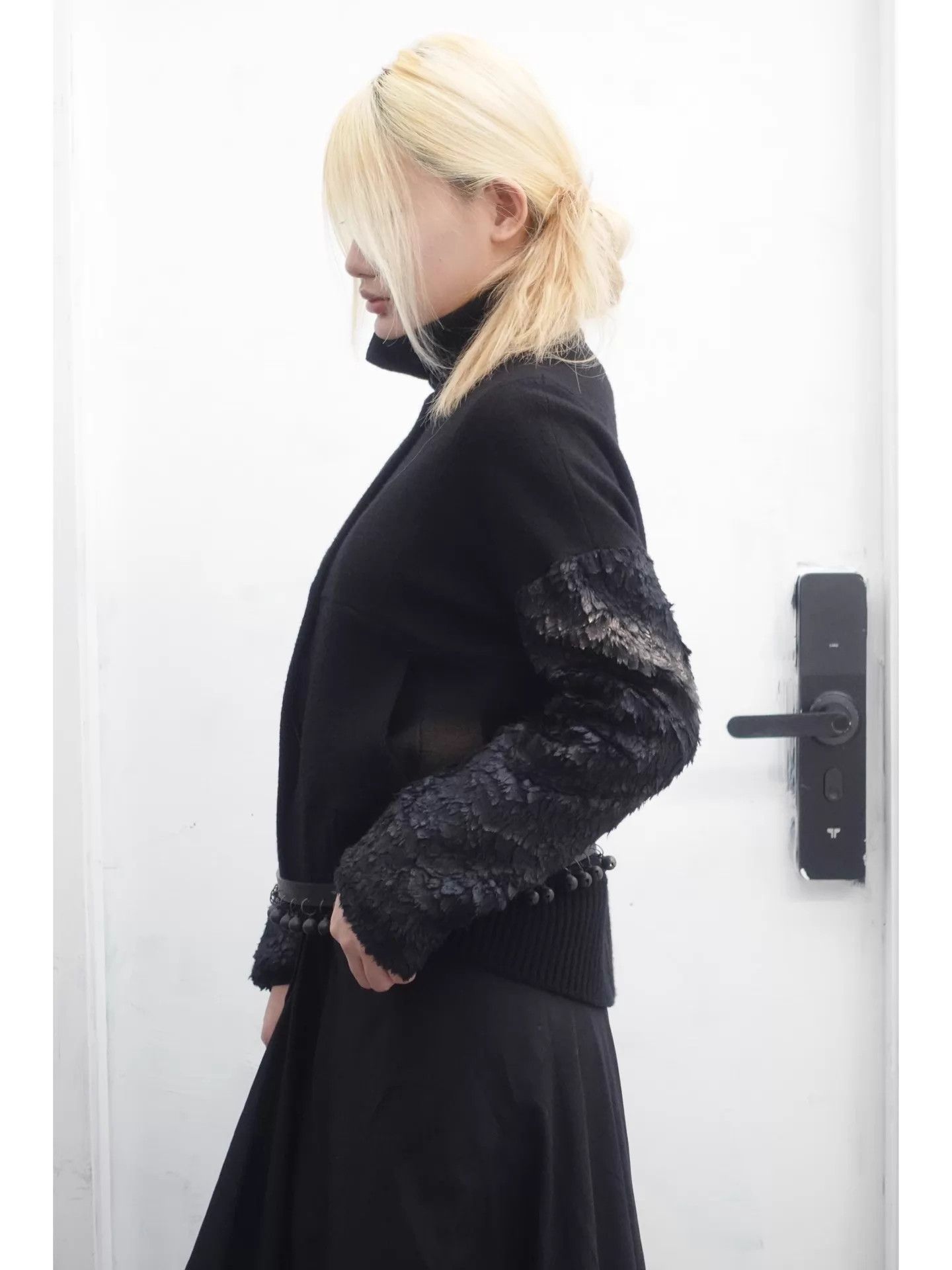 Ann Demeulemeester Ann Demeulemeester Black Feather Short Jacket 36 Size XS / US 0-2 / IT 36-38 - 2 Thumbnail